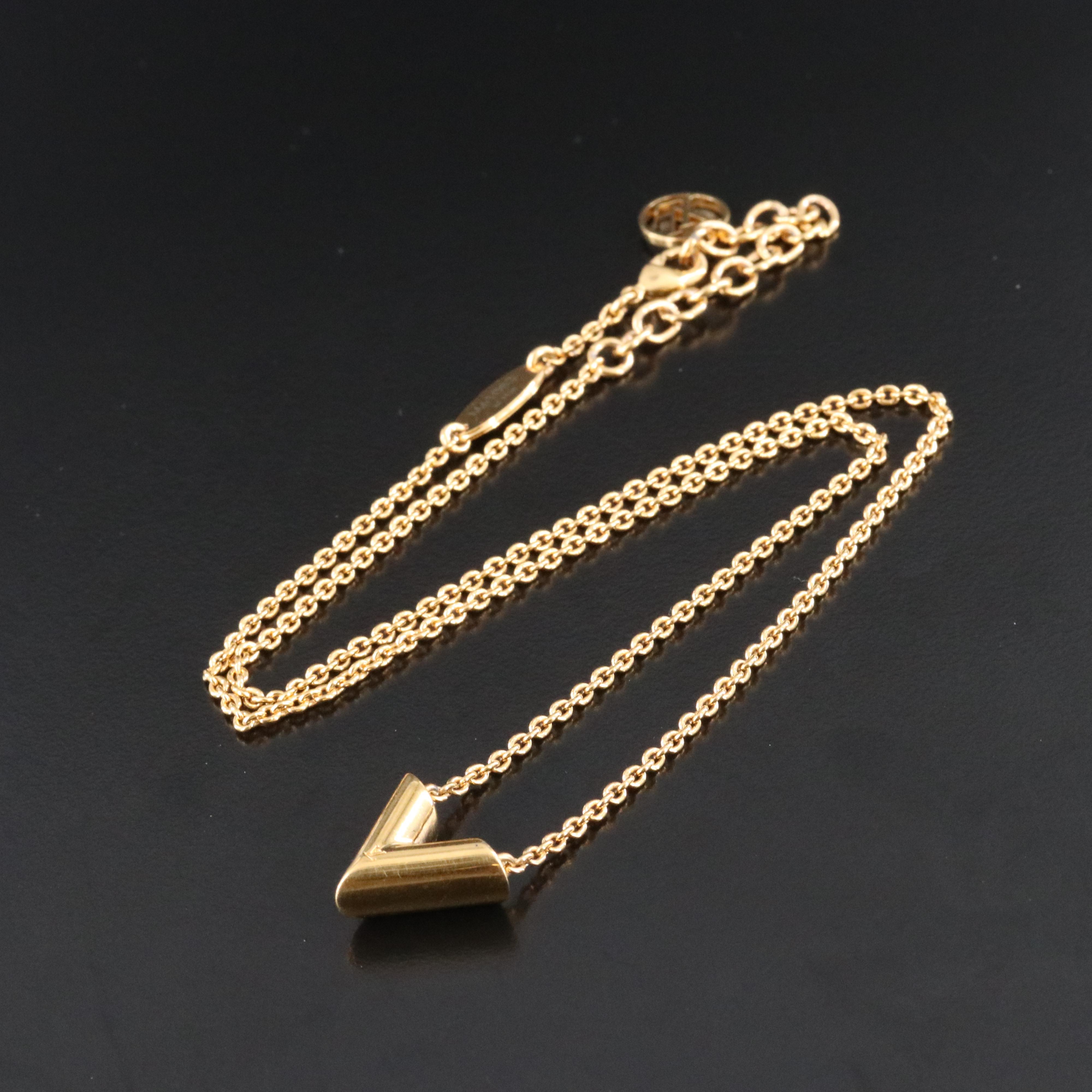 Louis Vuitton Essential V Necklace