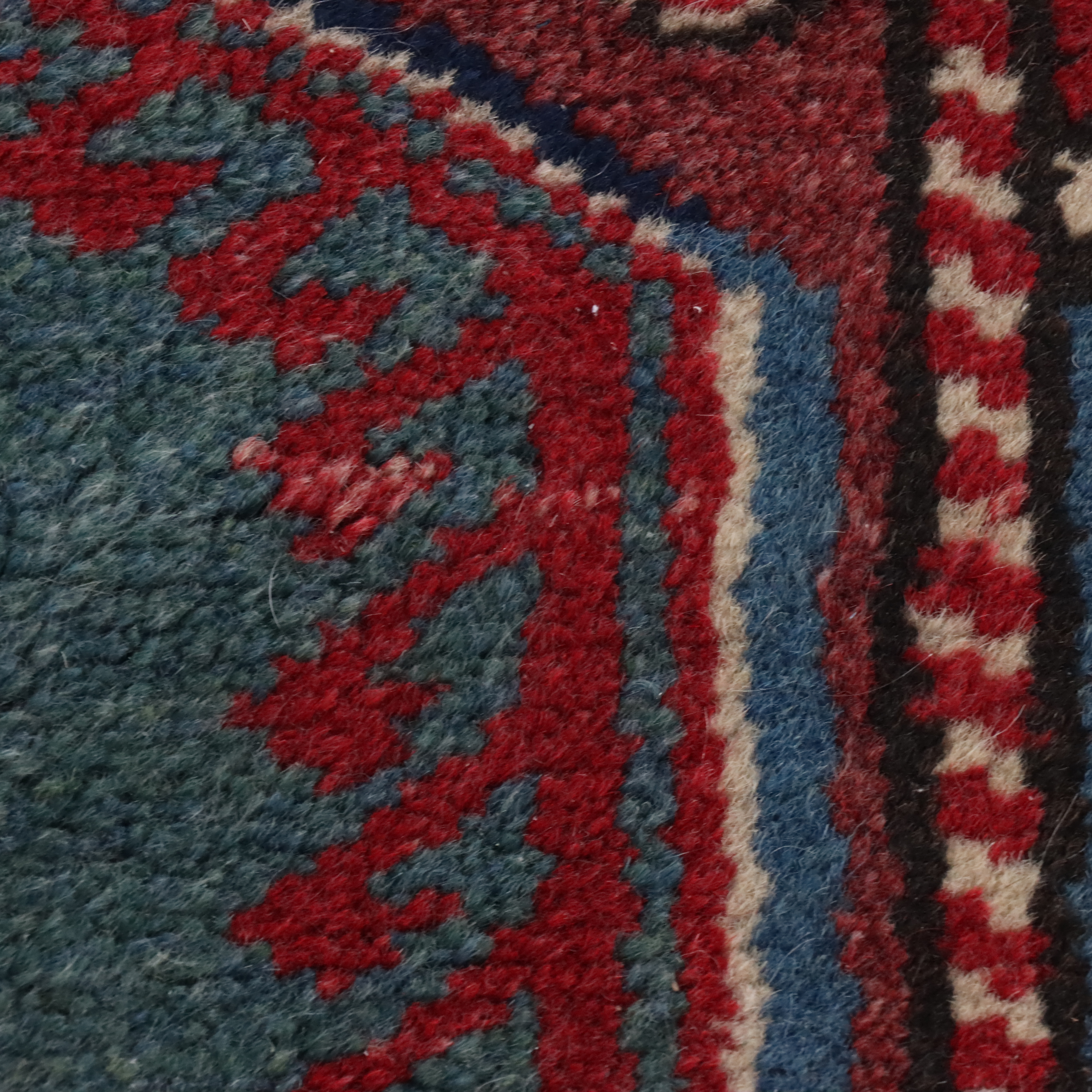 2'8 x 3'9 Hand-Knotted Turkish Konya Accent Rug