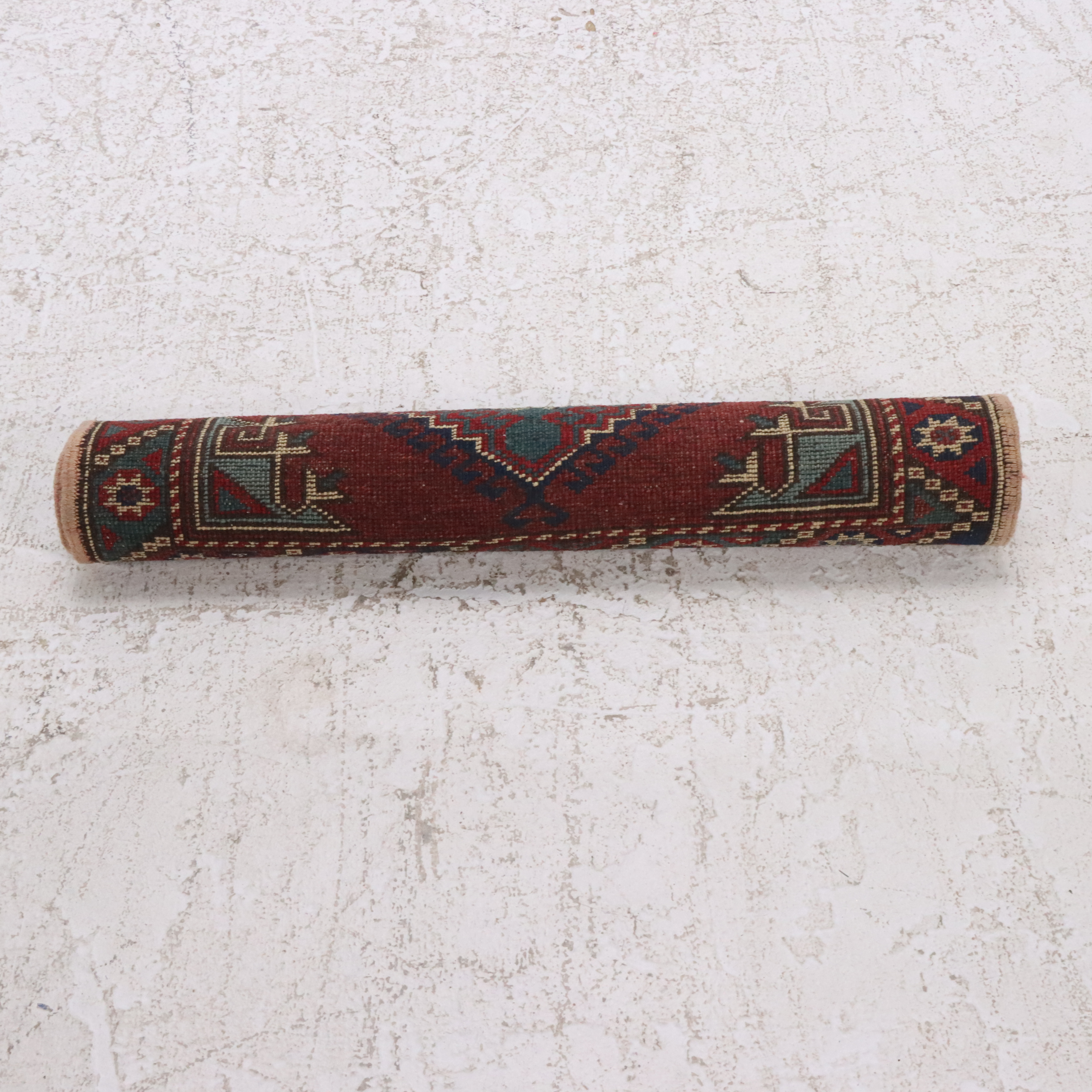 2'8 x 3'9 Hand-Knotted Turkish Konya Accent Rug