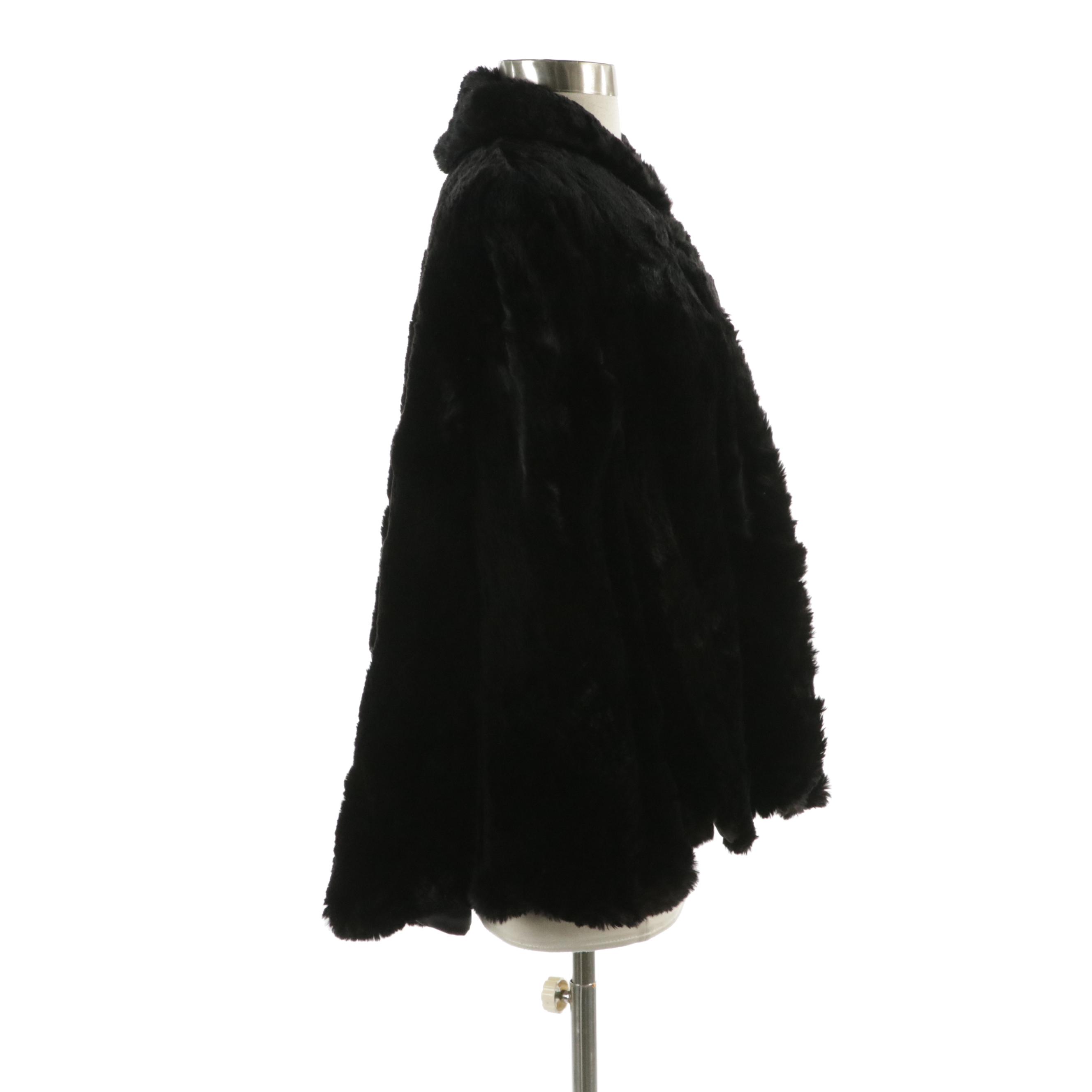 Dyed Sheared Muskrat Fur Capelet from Collier Furs, 1940s
