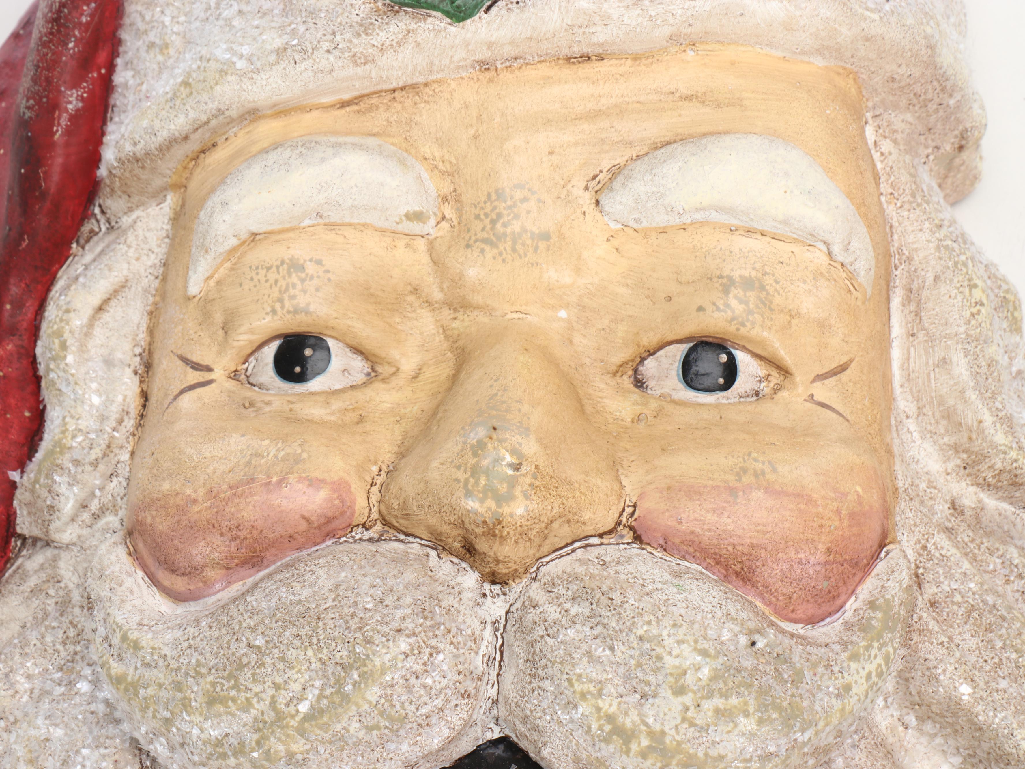 Polychrome Santa Claus Hanging Seasonal Décor