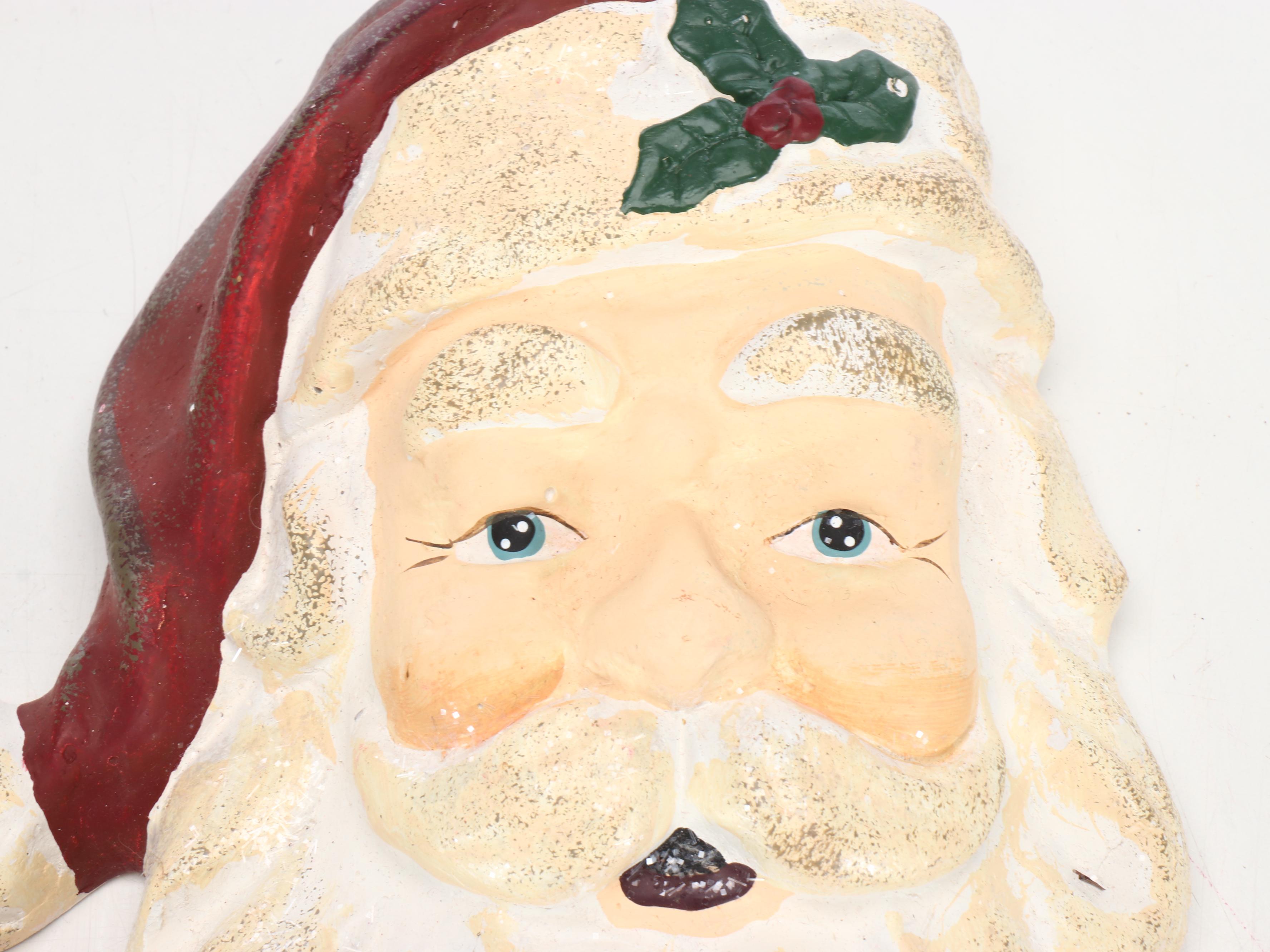 Polychrome Santa Claus Hanging Seasonal Décor