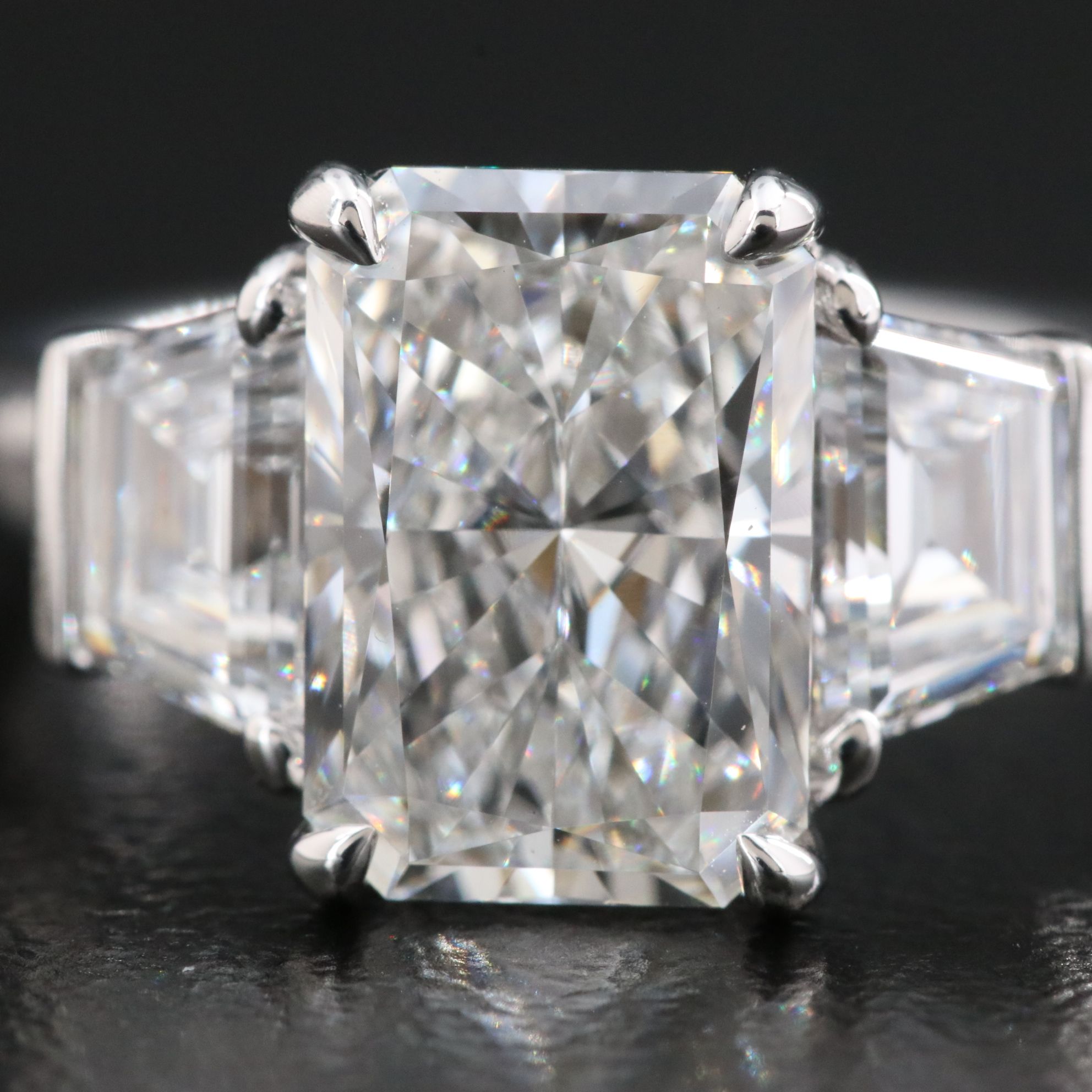 18K 3.35 CTW Lab Grown Diamond Ring with IGI Online Report