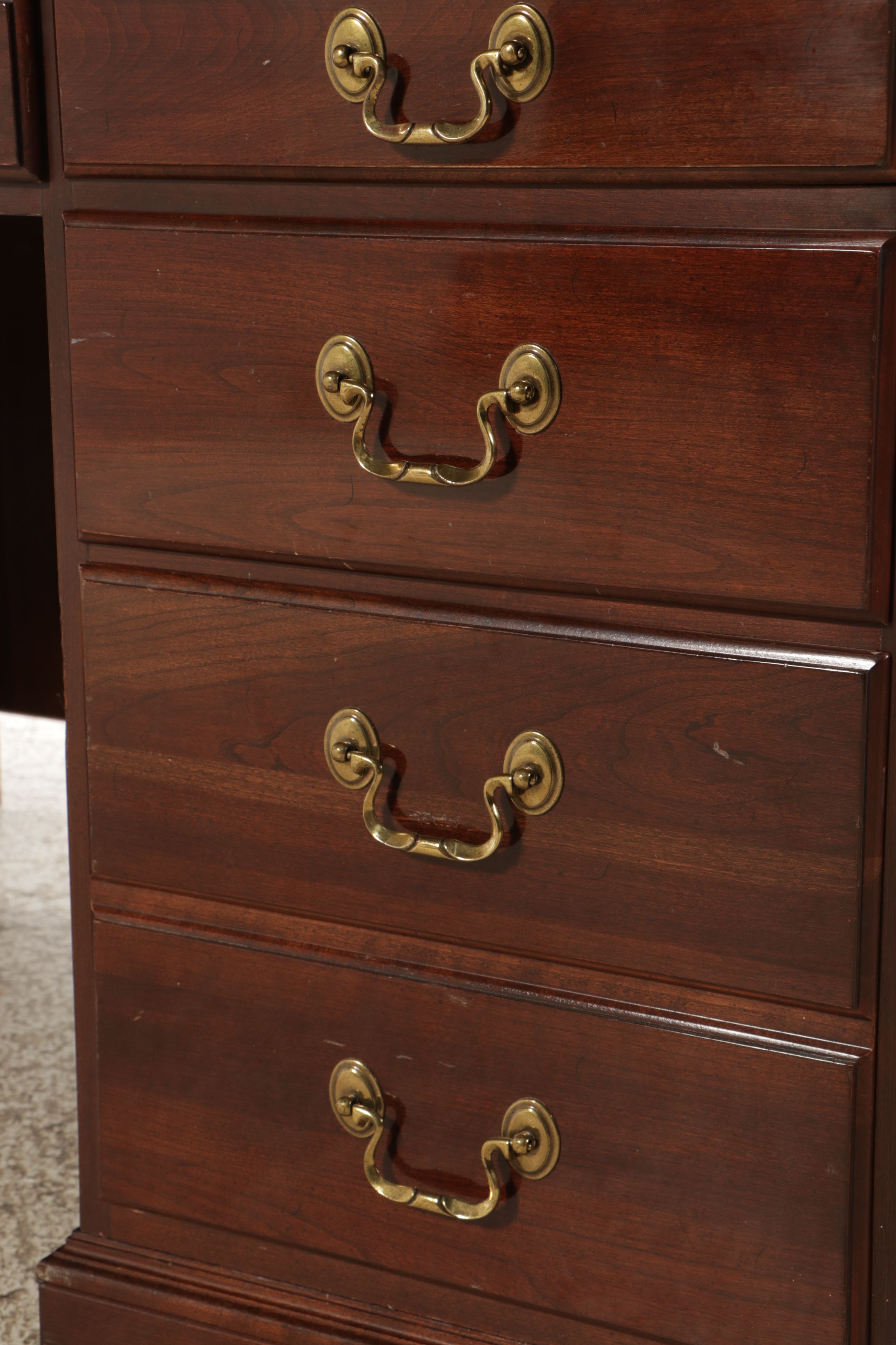 Ethan Allen Georgian Style Cherry Executive Desk, Late 20th Century