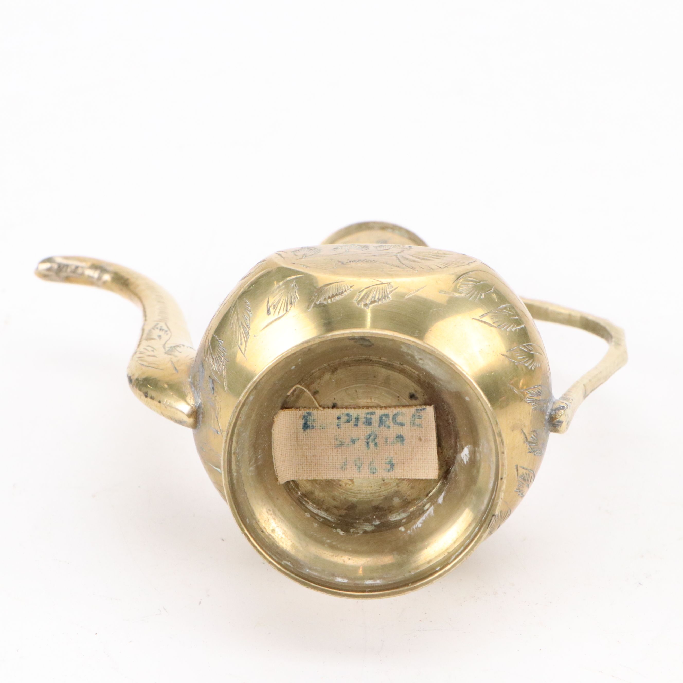 Victorian Style Brass Lamp, Brass Cricket Boxes, Silent Butler and Other Décor