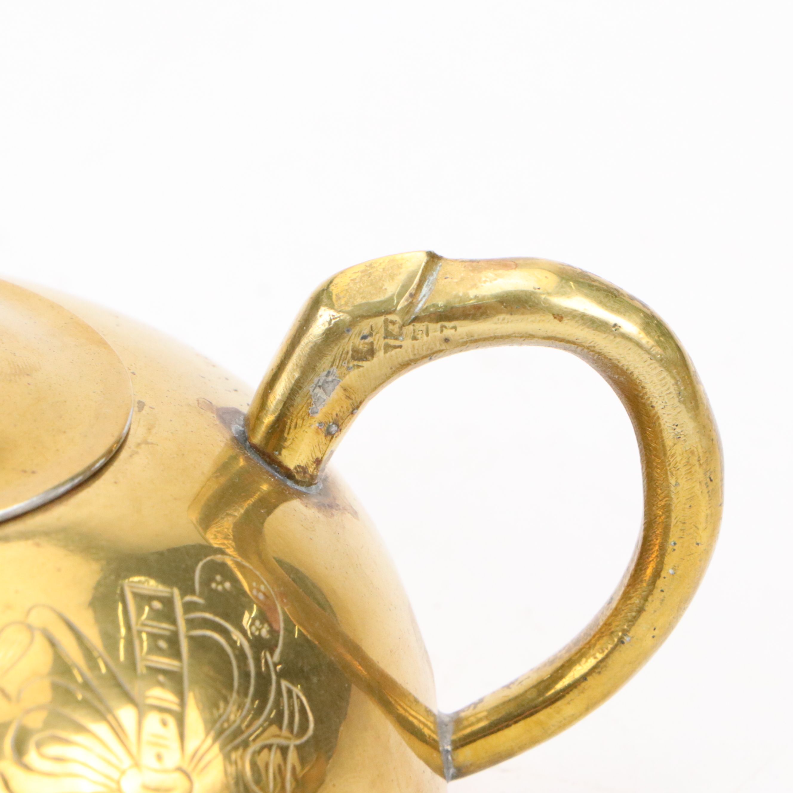 Victorian Style Brass Lamp, Brass Cricket Boxes, Silent Butler and Other Décor