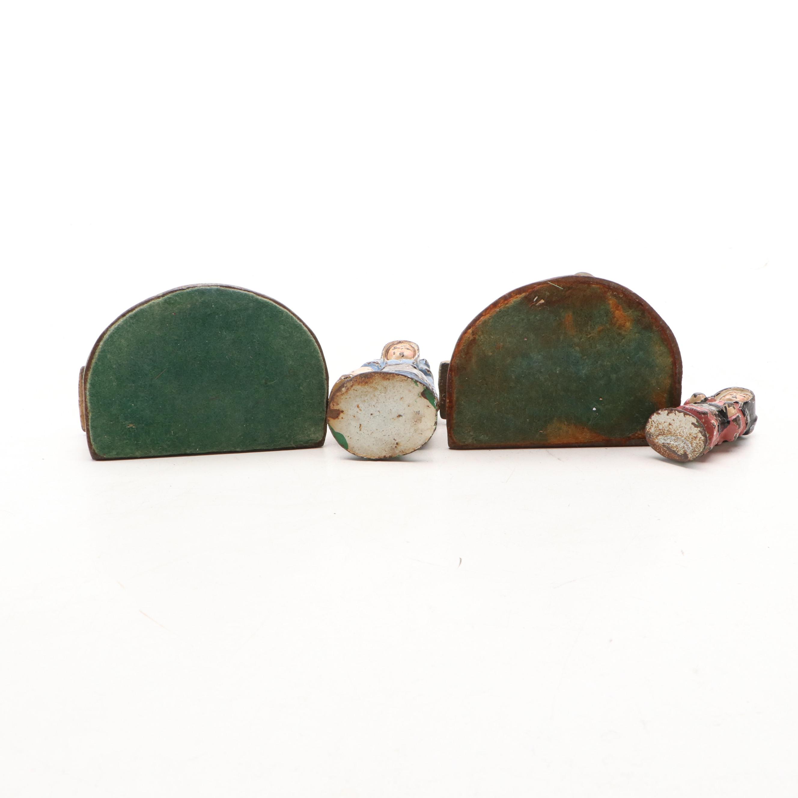 Wilton Amish Cast Iron Bookends with Other Figurines, 20th Century