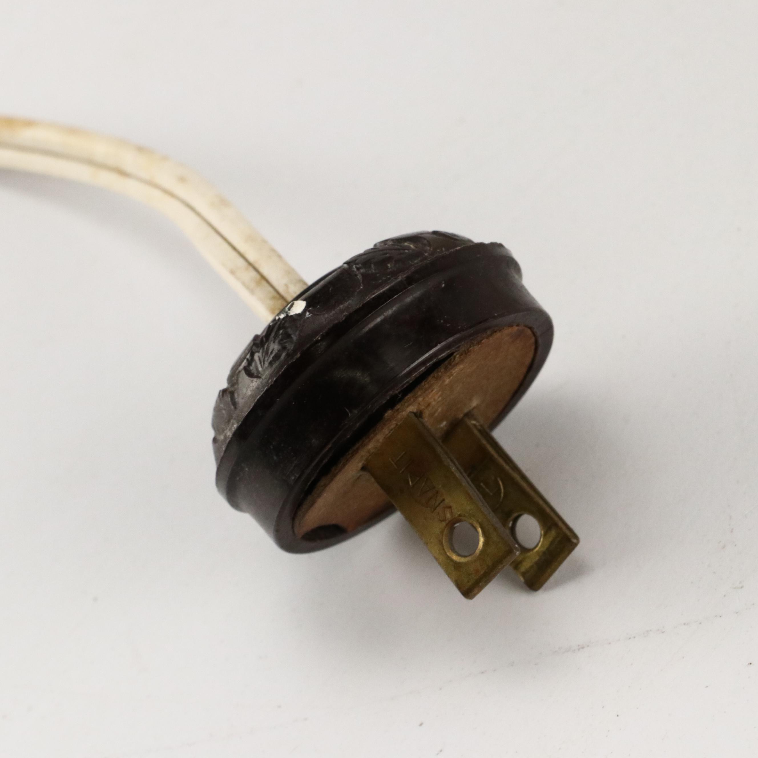 Cream Enameled Metal Table Lamp with Reverse Painted Puffy Glass Shade, Vintage