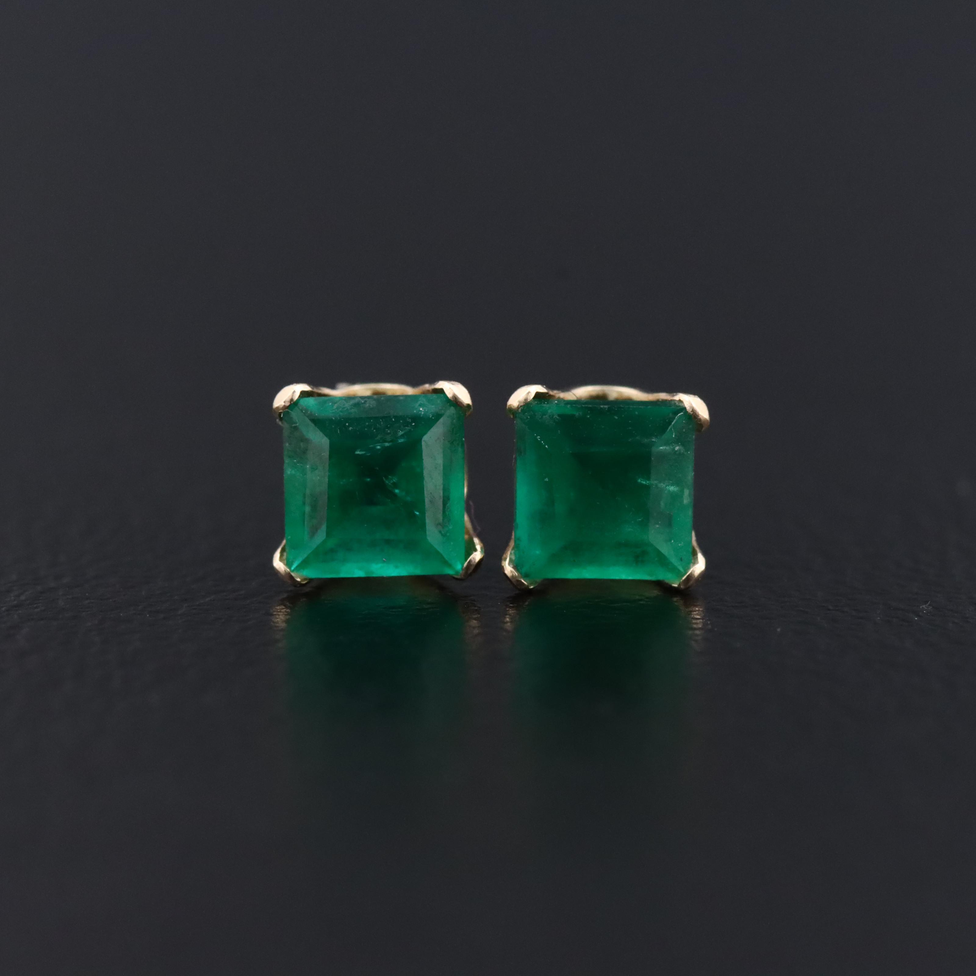 10K Emerald Stud Earrings