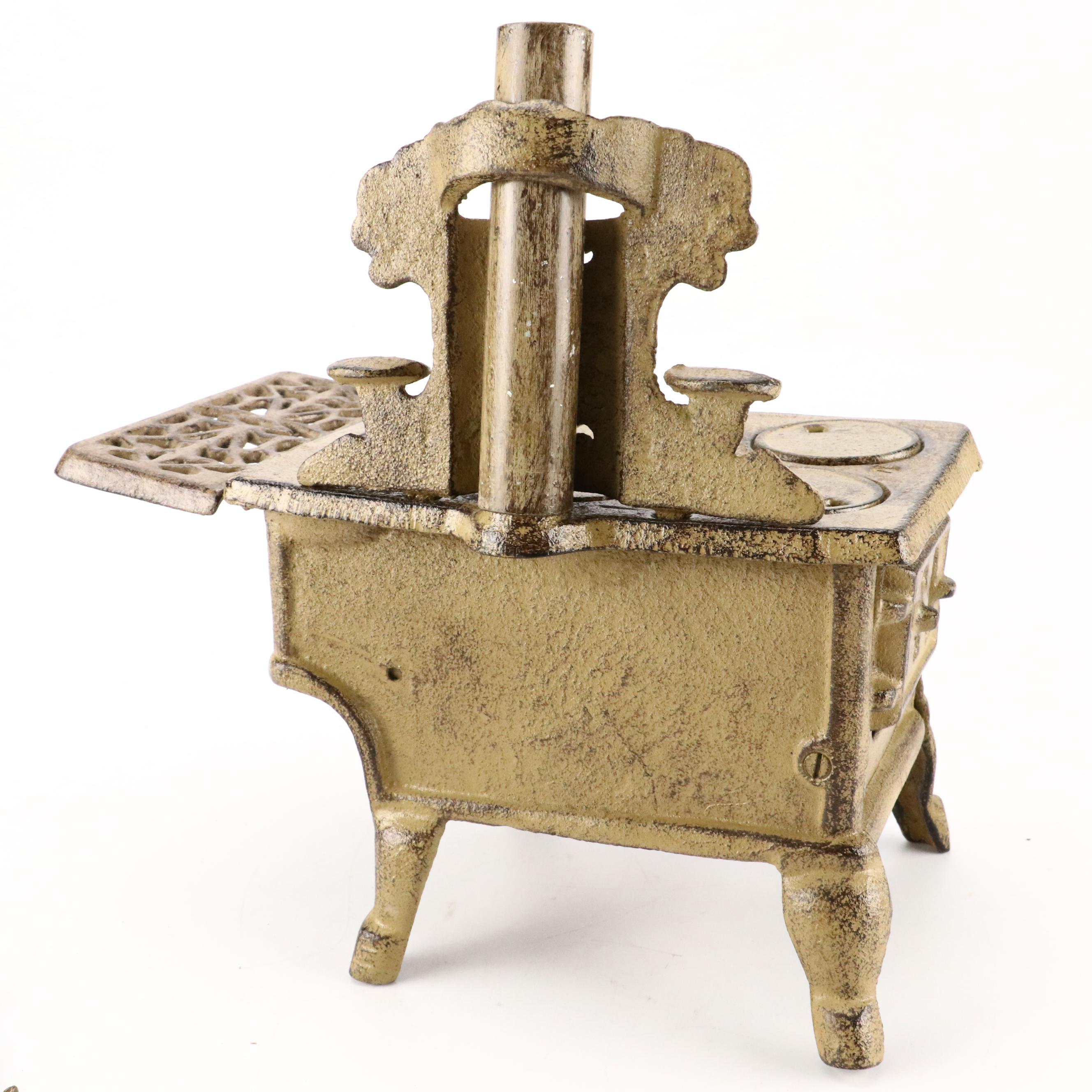 Crescent Painted Cast Iron Toy Stove with Skillet, Cauldron, Popover Pan, More