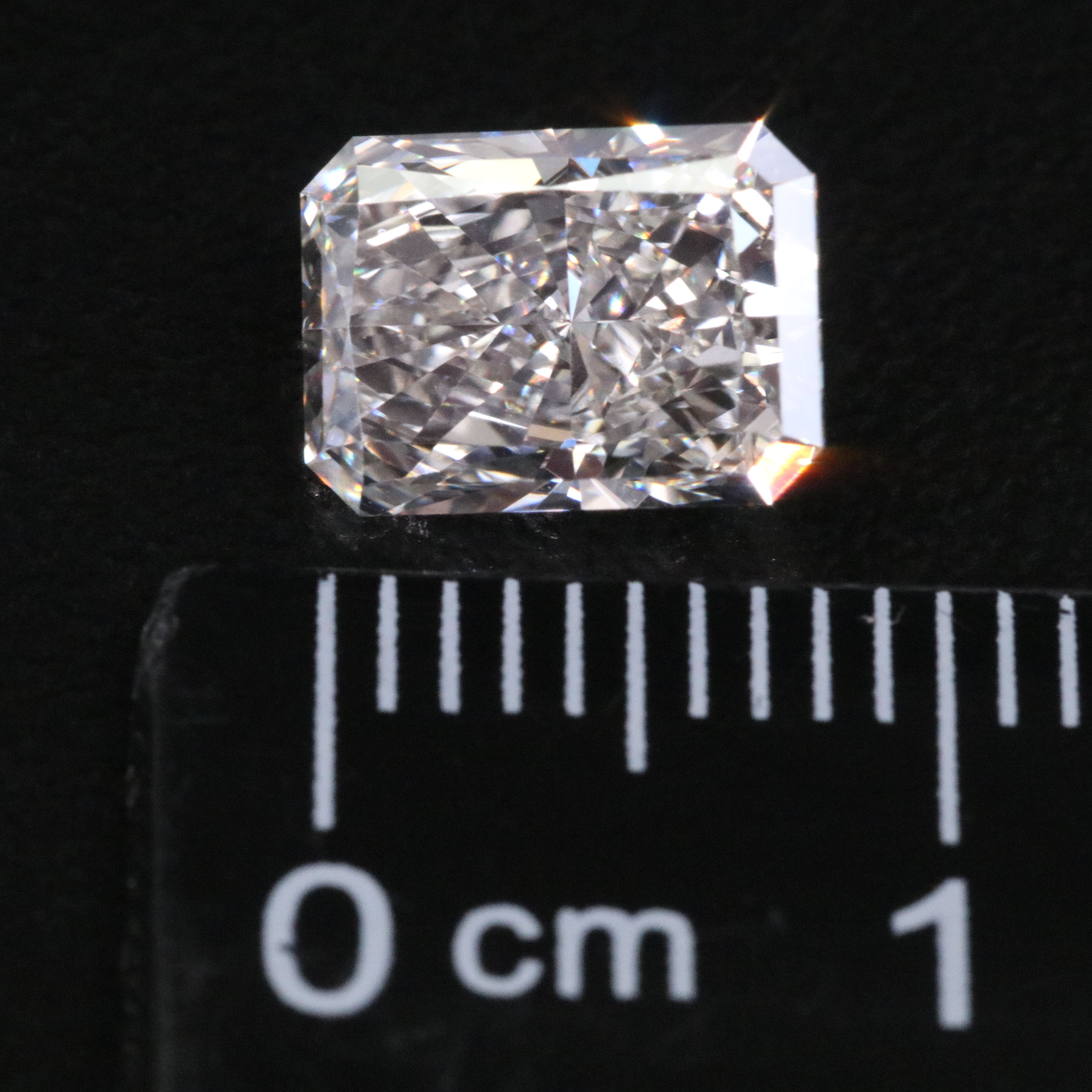 Loose 1.91 CT Lab Grown Diamond with IGI Report