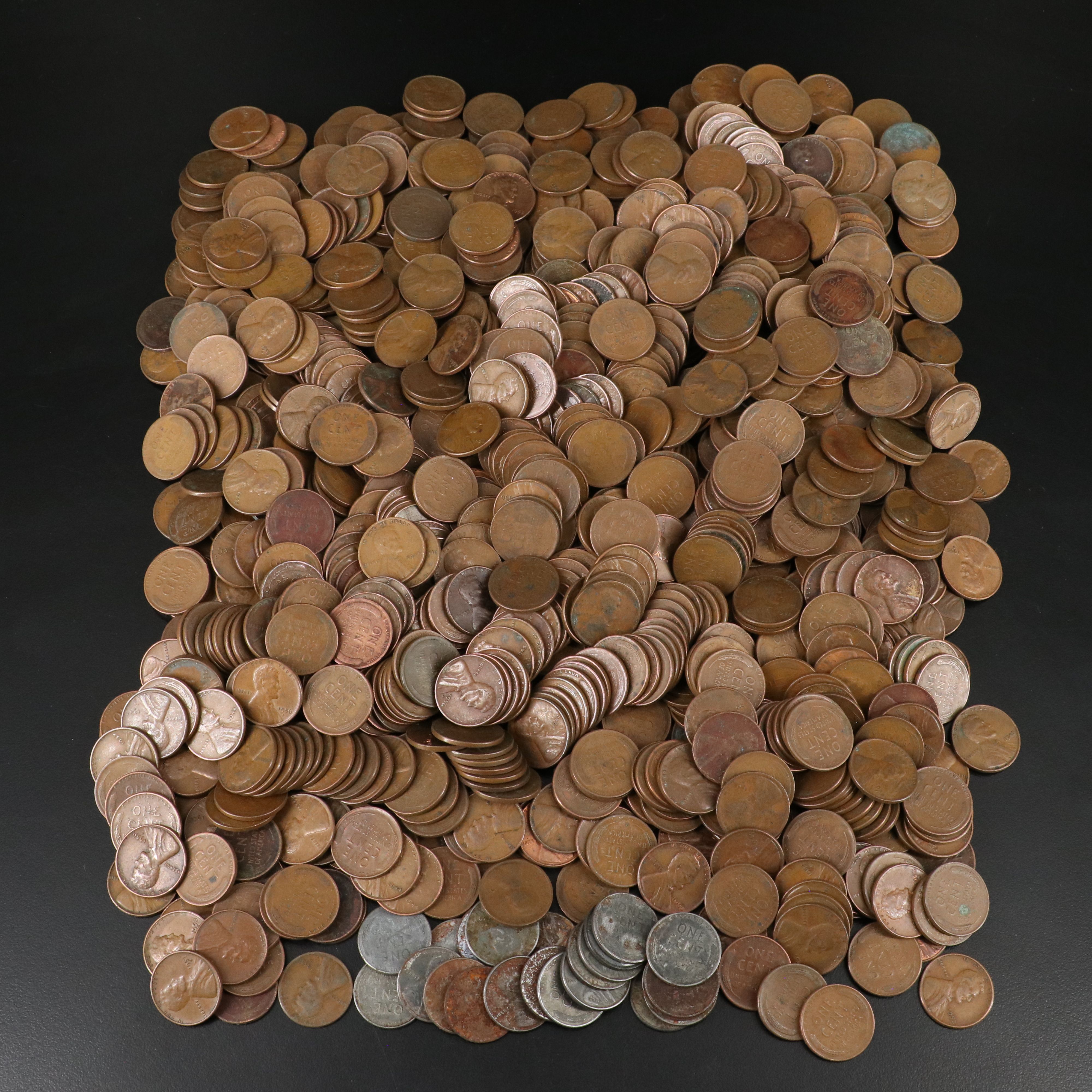 1,000 Lincoln Wheat Cents and 22 WWII Steel Cents