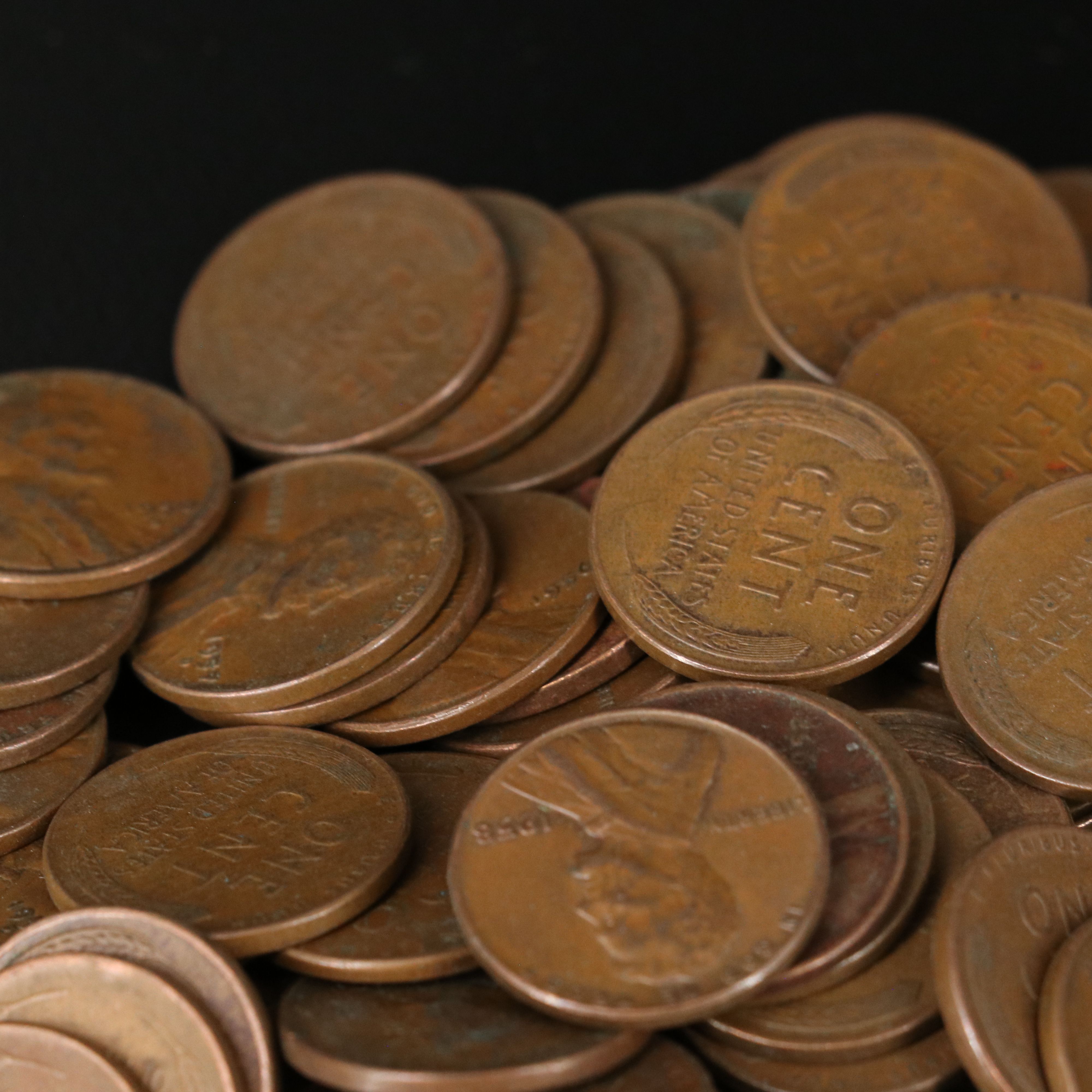 1,000 Lincoln Wheat Cents and 3-Coin WWII Steel Cent Set