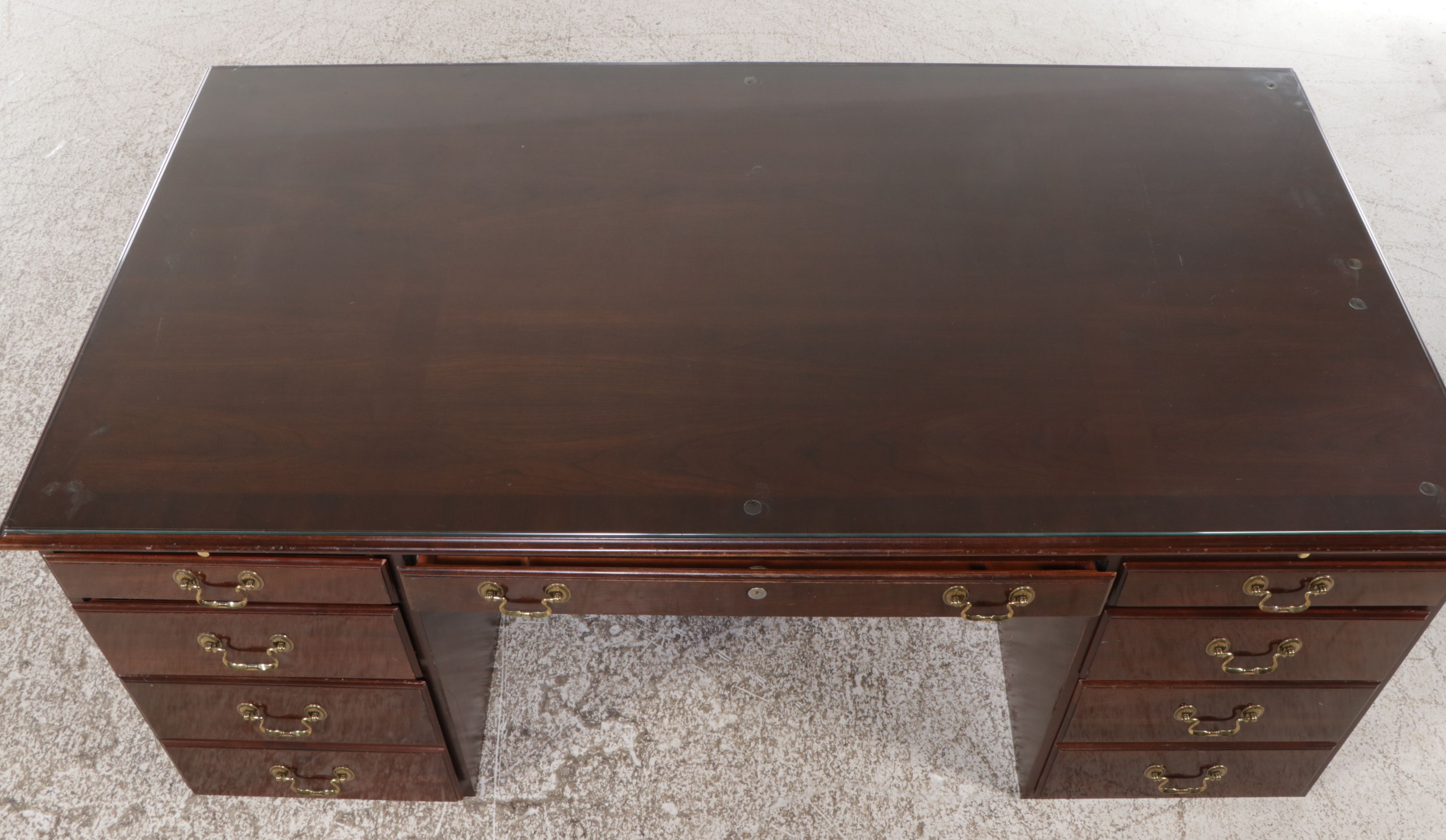 Ethan Allen Georgian Style Cherry Executive Desk, Late 20th Century