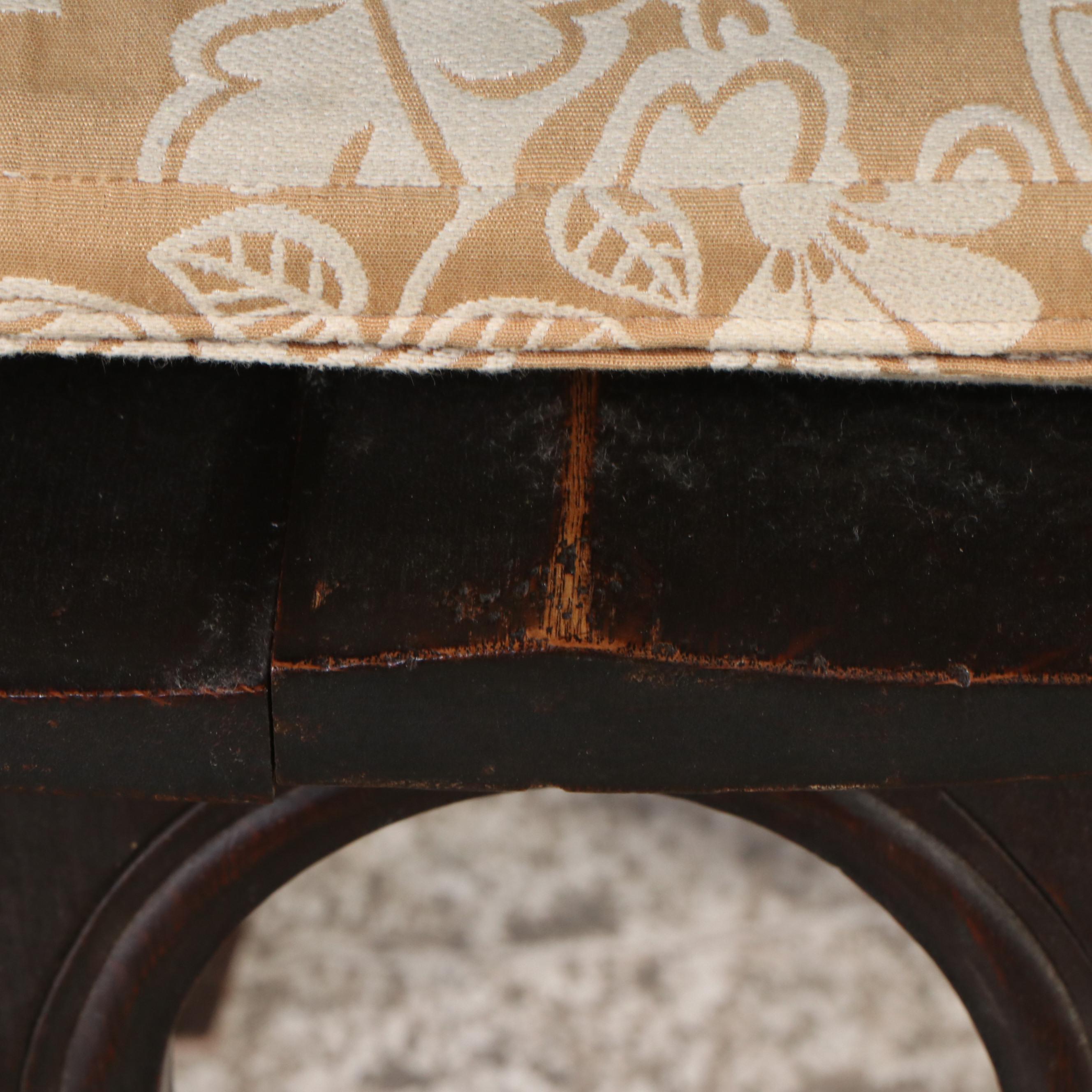 Renaissance Revival Carved Oak Sgabello Hall Chair