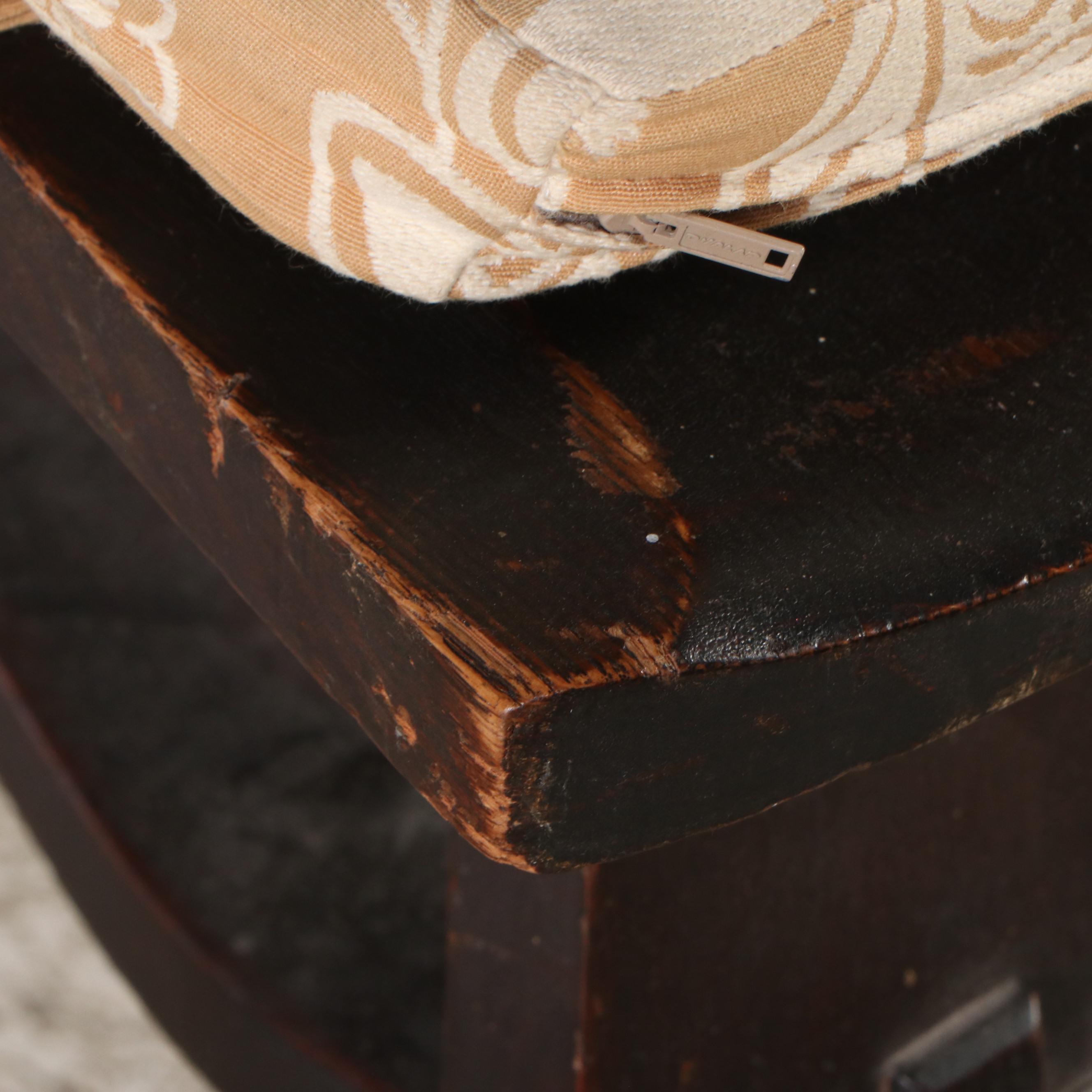 Renaissance Revival Carved Oak Sgabello Hall Chair