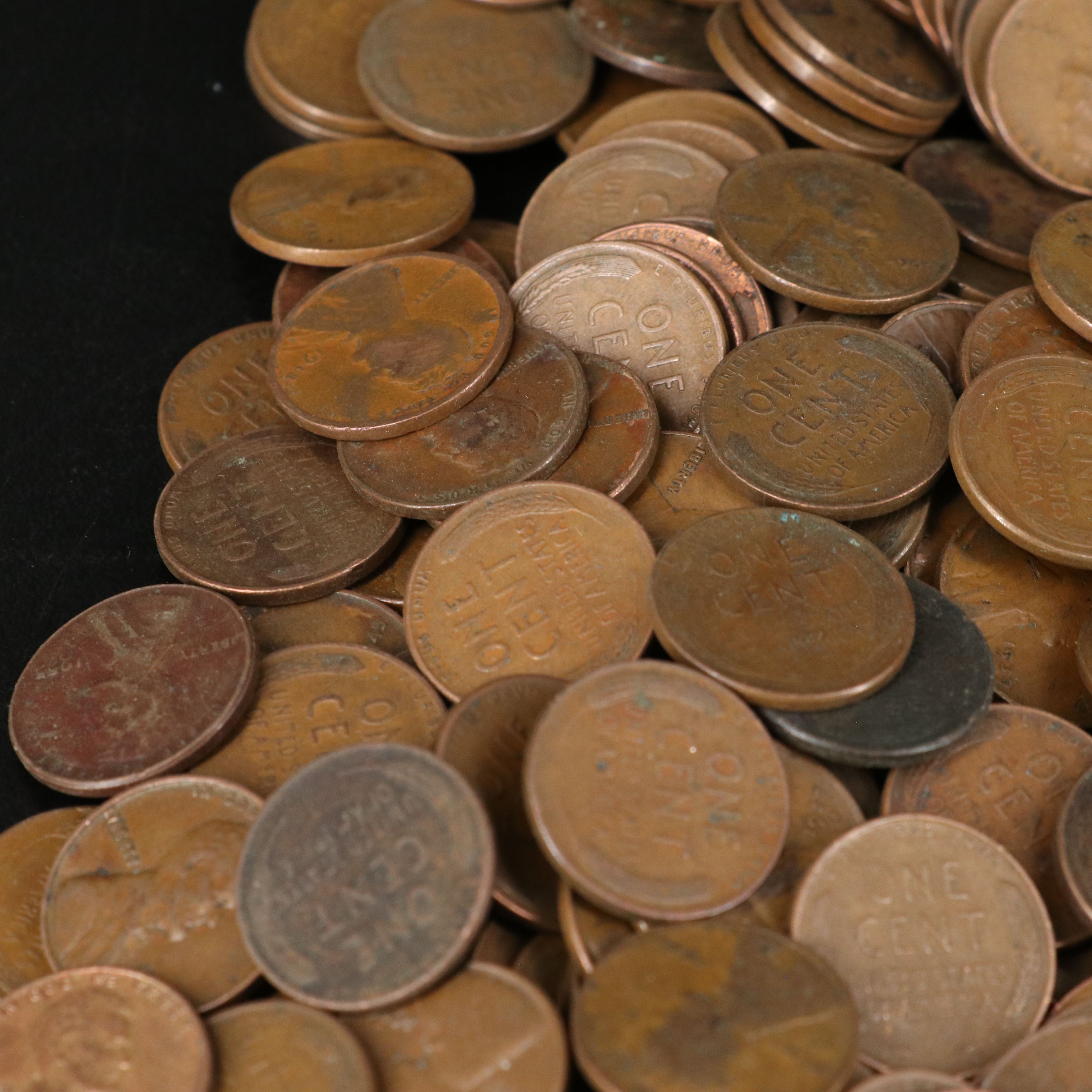 1,000 Lincoln Wheat Cents and 3-Coin WWII Steel Cent Set