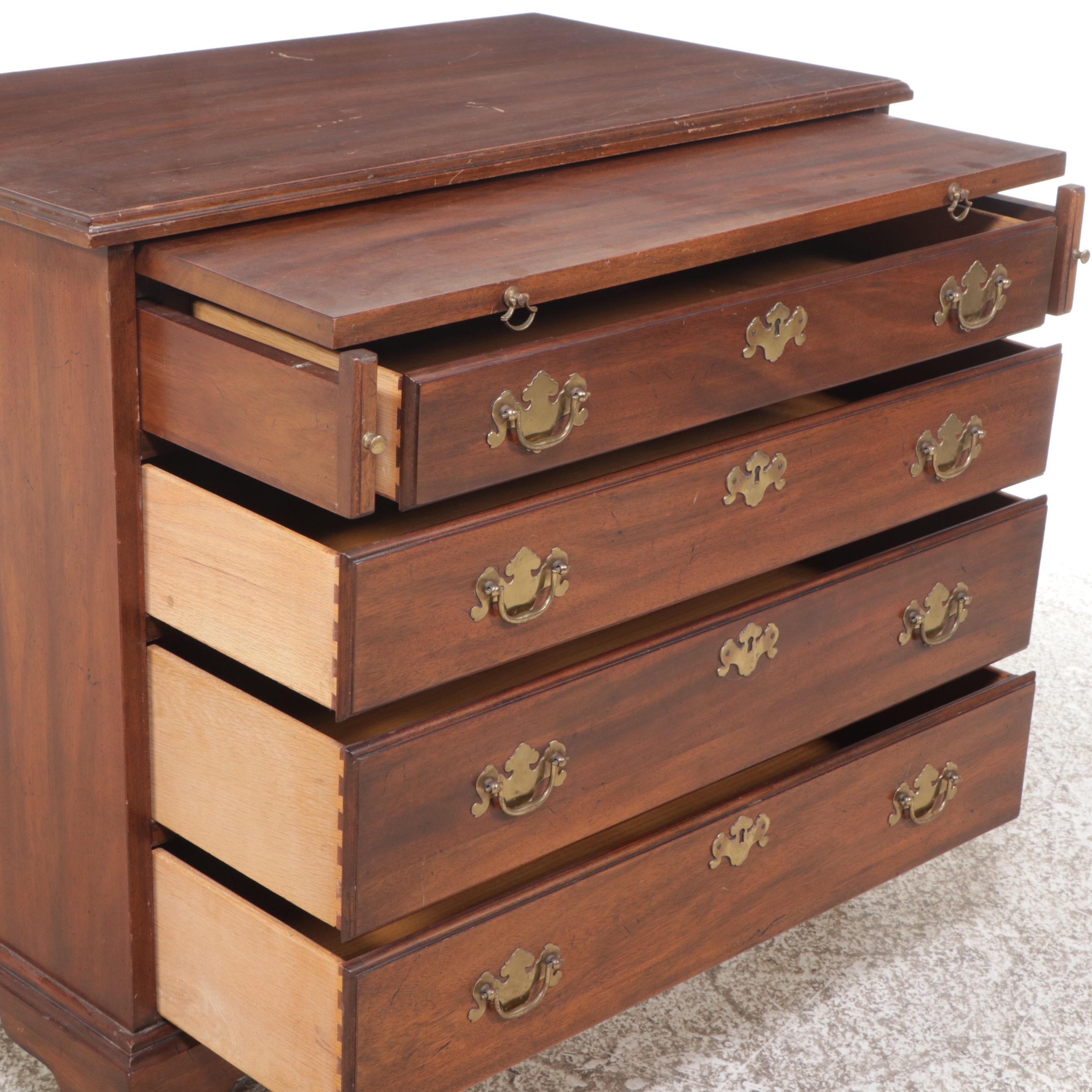 George III Style Mahogany Bachelor Chest, 20th Century