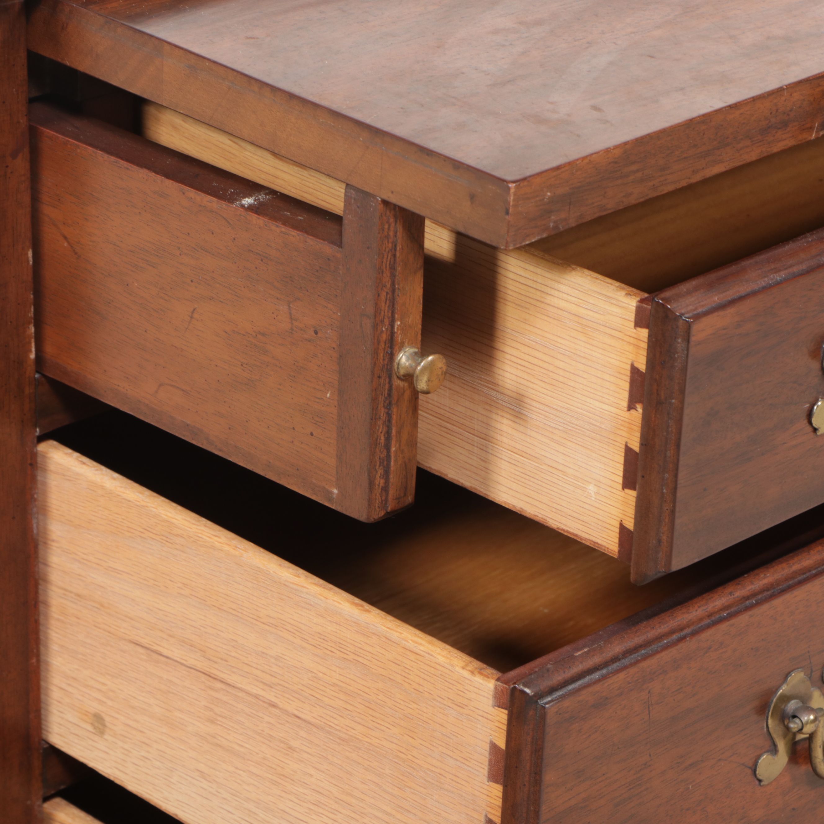 George III Style Mahogany Bachelor Chest, 20th Century