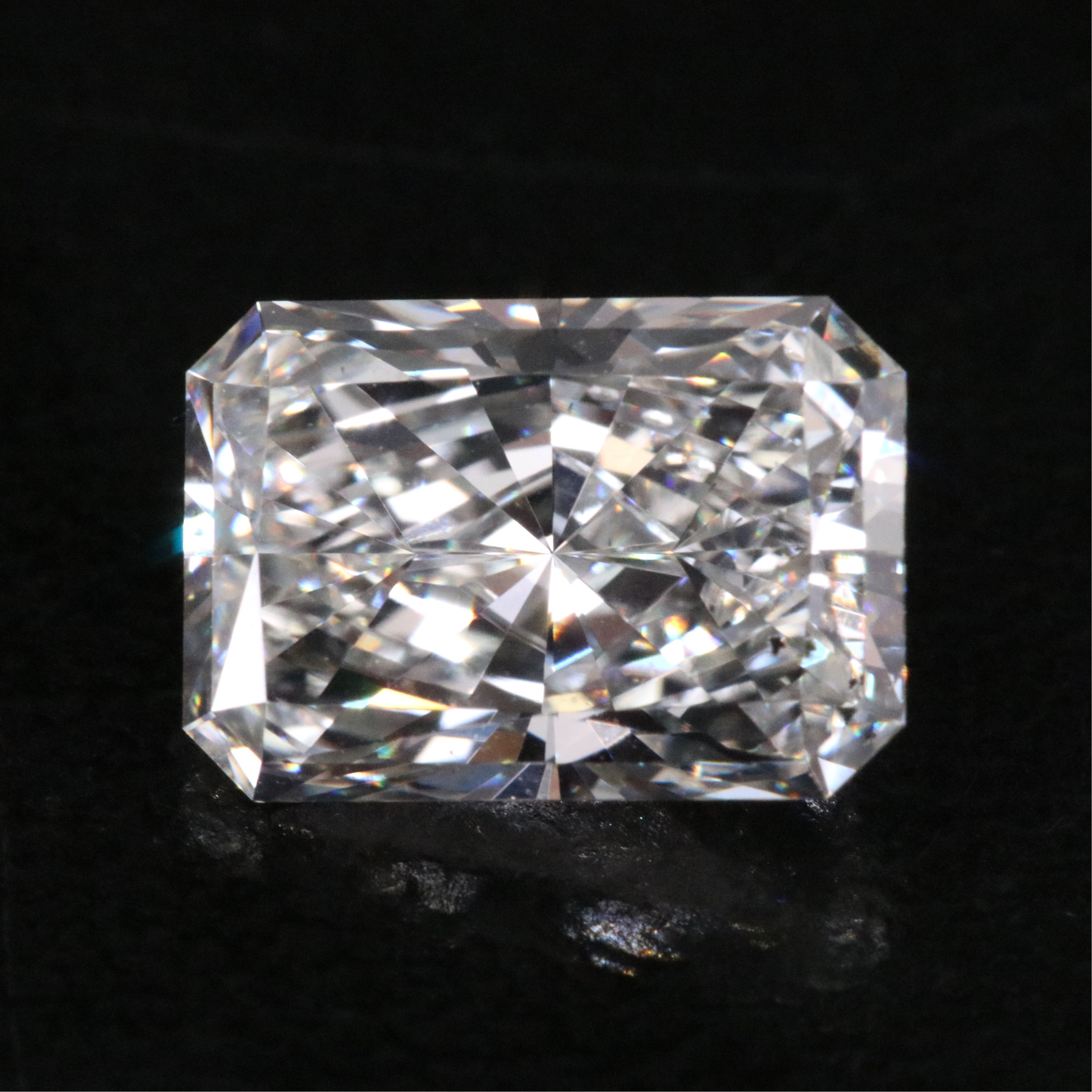 Loose 1.85 CT Lab Grown Diamond with IGI Report
