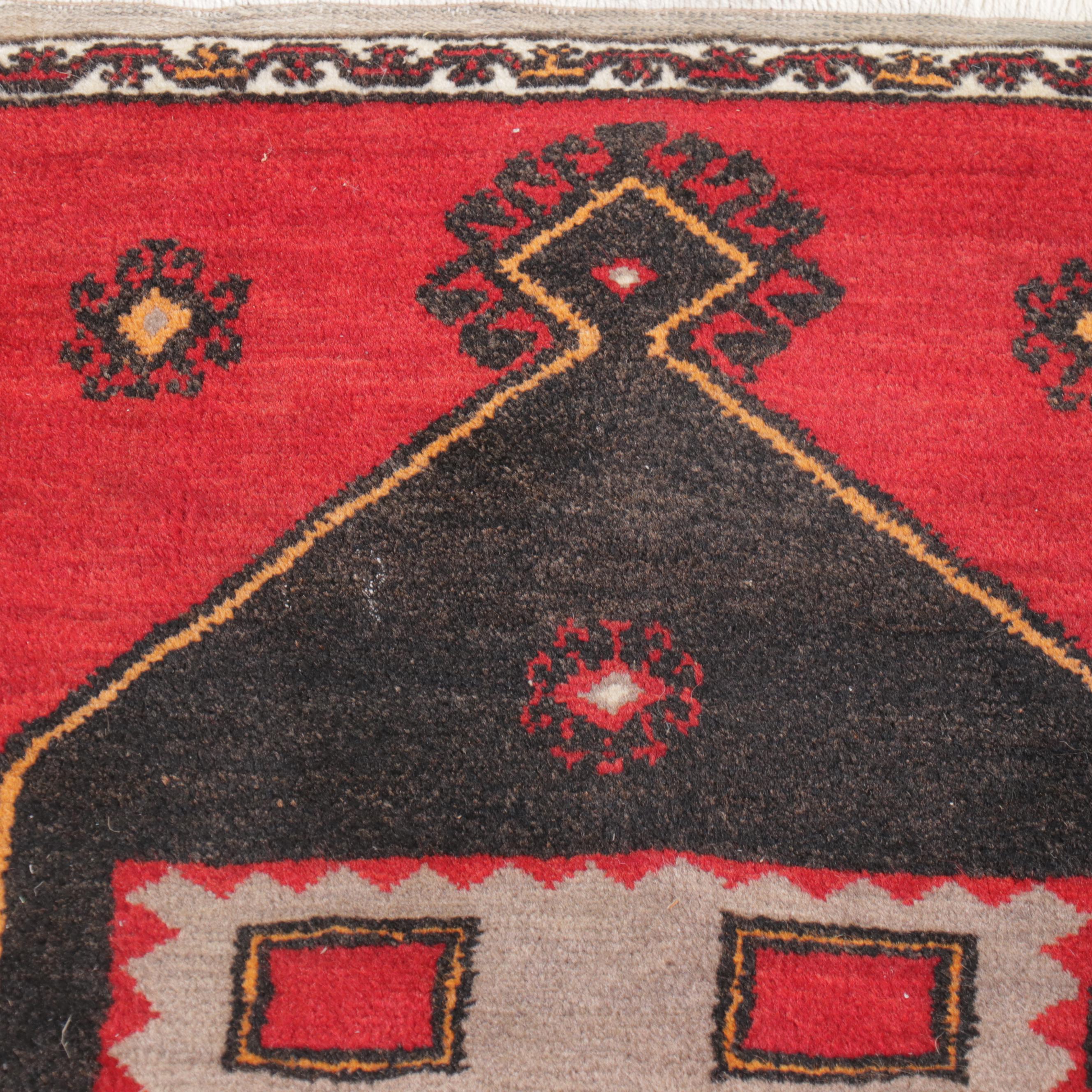 2' x 3'10 Hand-Knotted Turkish Accent Rug