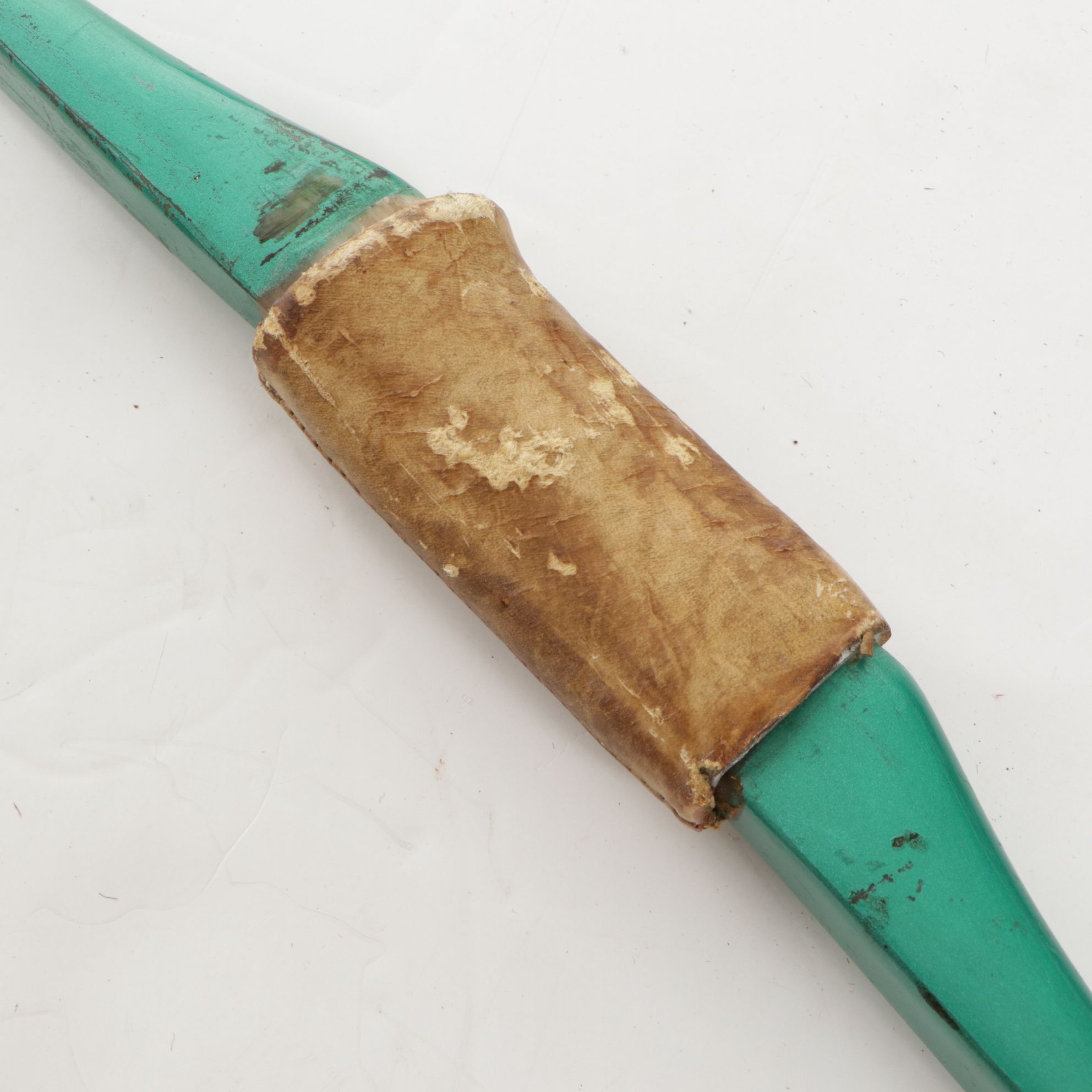 Bear Archery Leather Quiver with Arrows, Teal Bow and Accessories