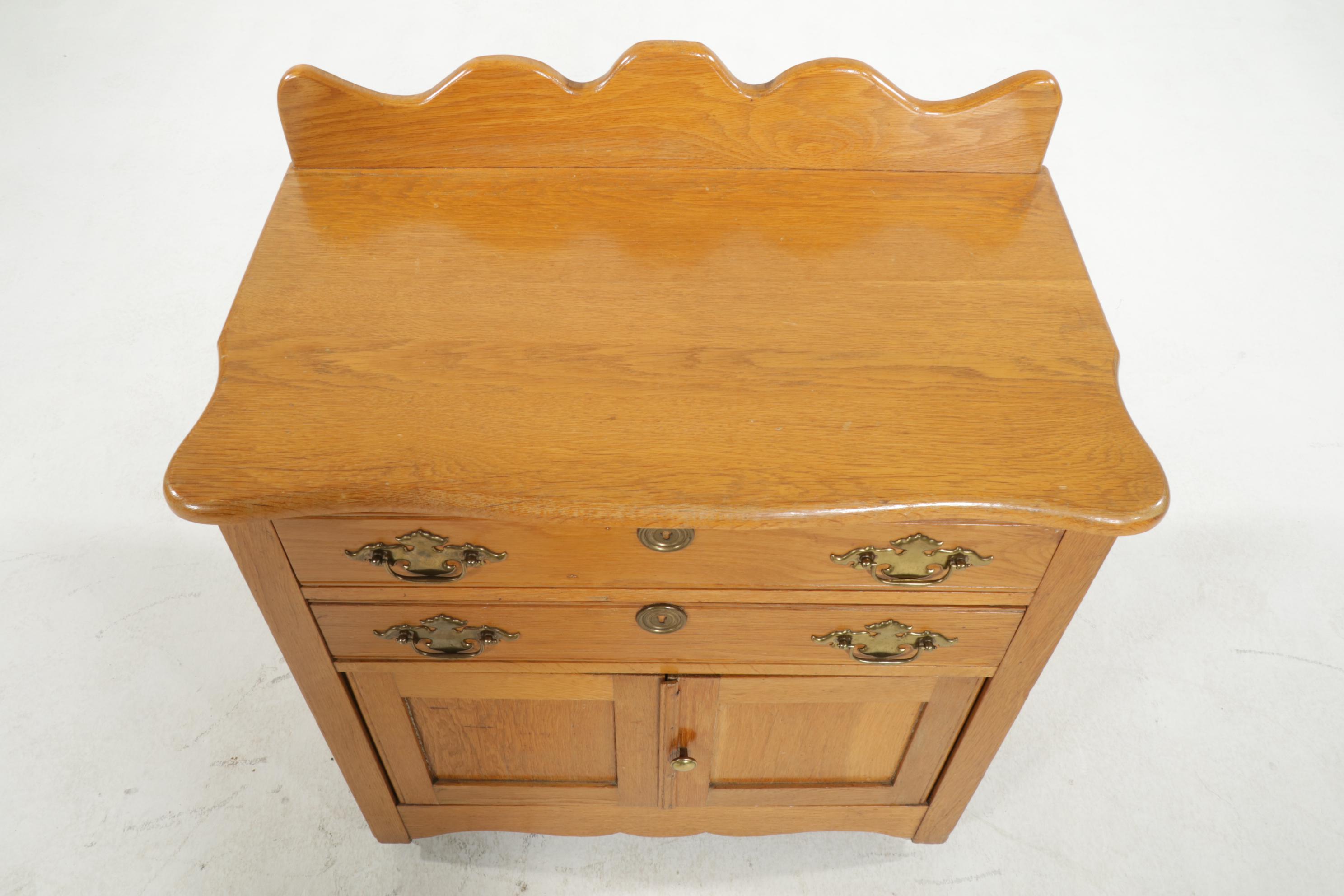 Oak Washstand, Early to Mid-20th Century