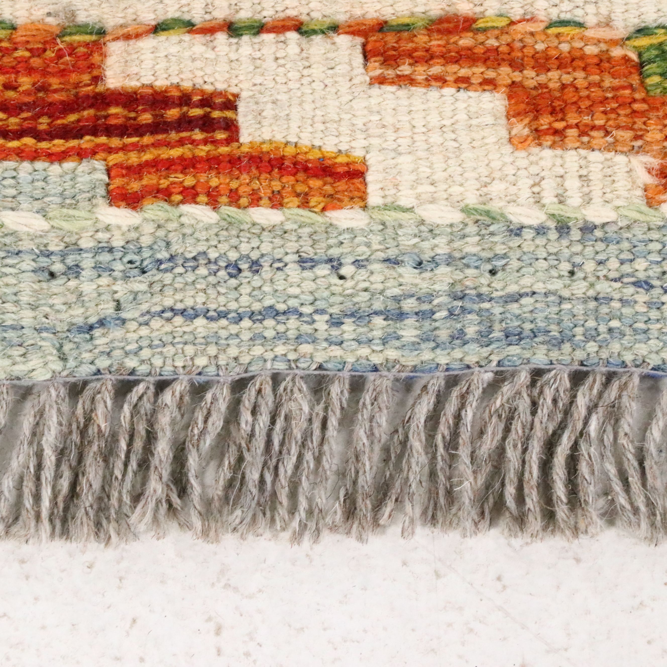 5'5 x 7'10 Handwoven Pakistani Kilim Area Rug