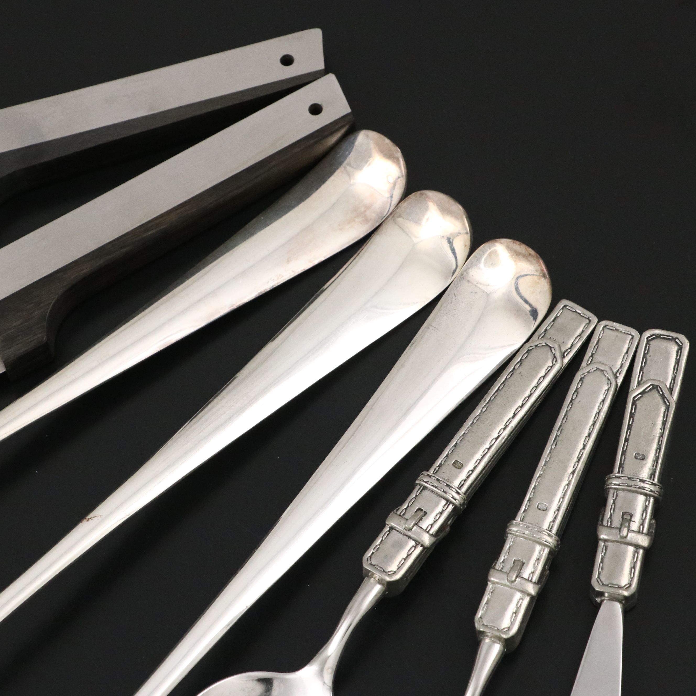 Vernco Stainless Carving Set with Belt Buckle Handled Serving Utensils and More