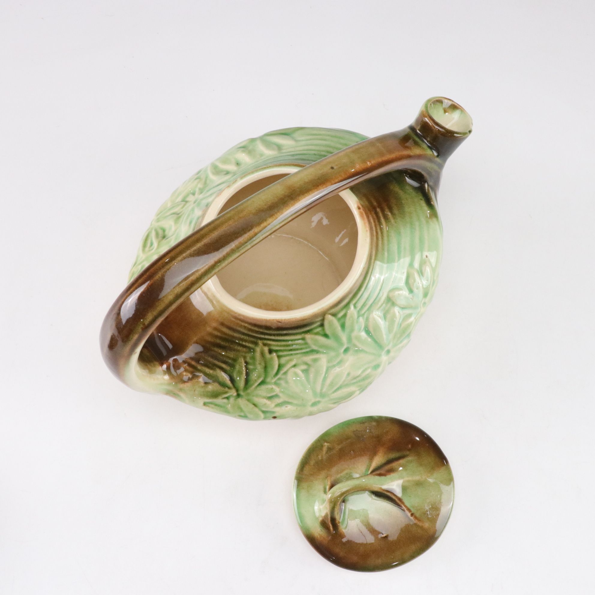 McCoy Pottery "Daisy" Teapot, Creamer, and Sugar Bowl