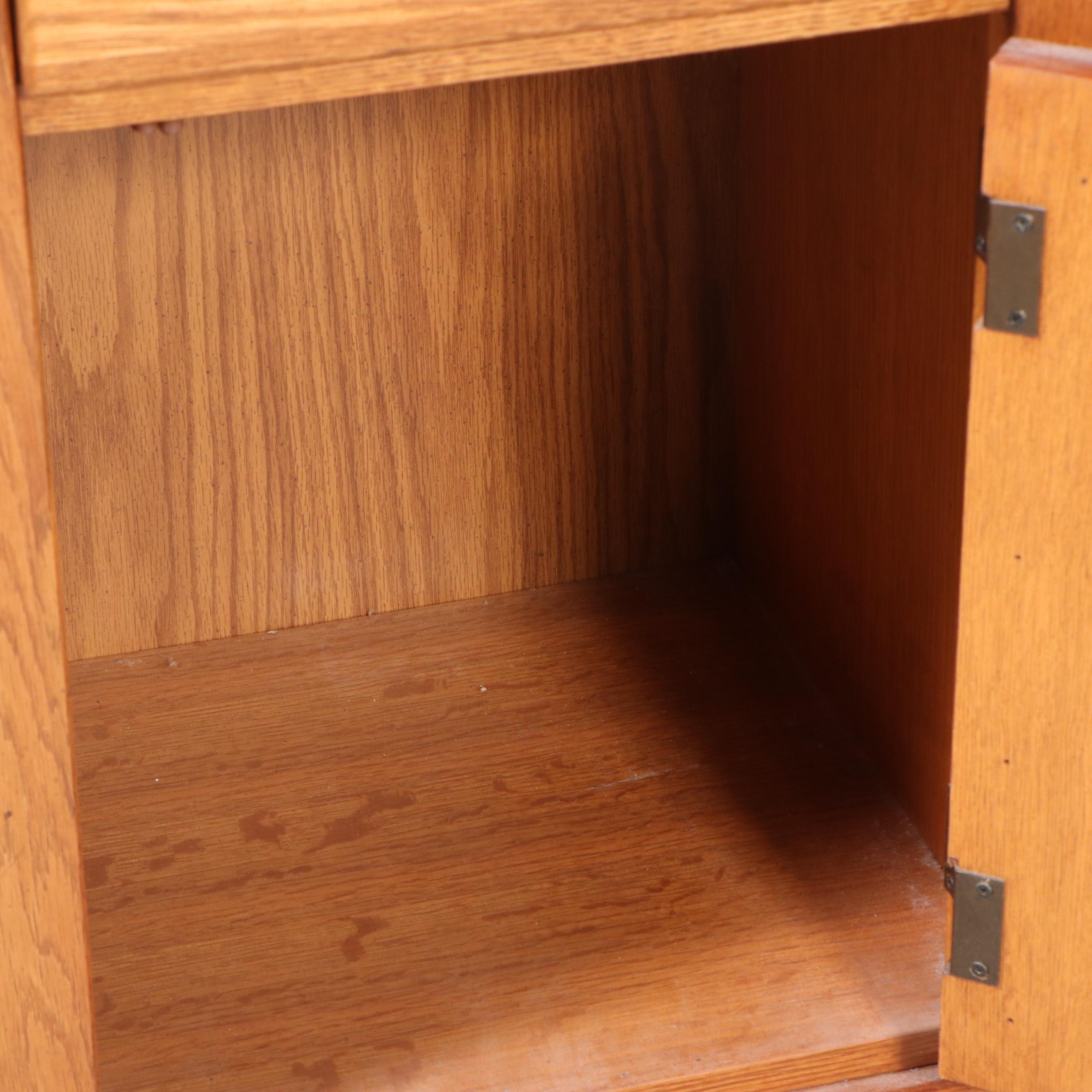 Arts & Crafts Style Oak Nightstands