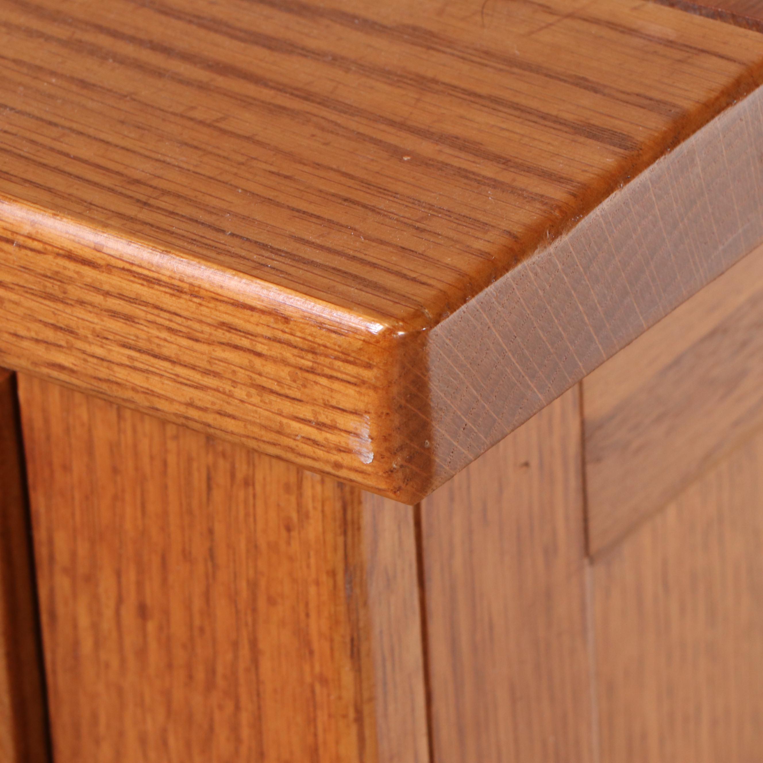 Arts & Crafts Style Oak Nightstands