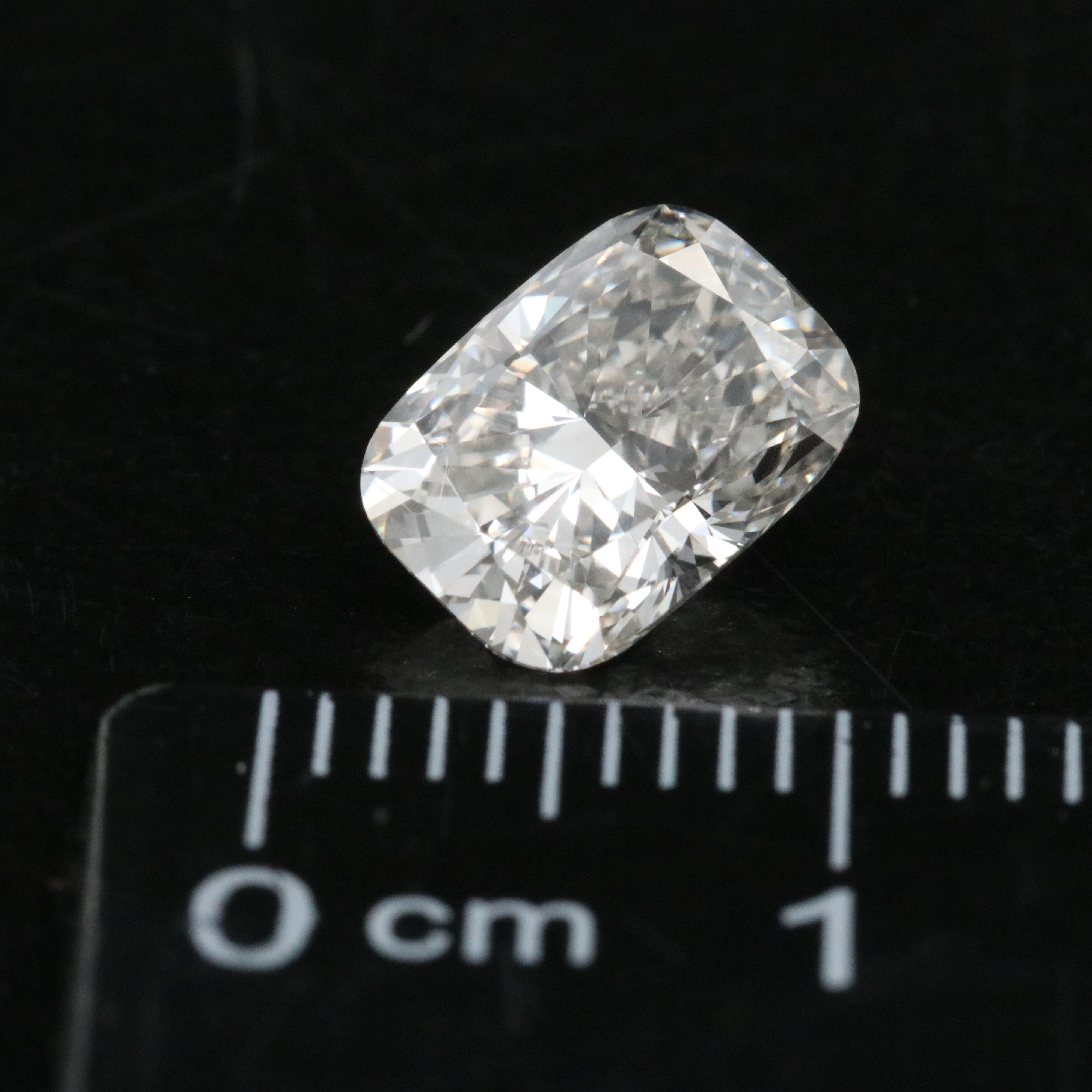 Loose 1.76 CT Lab Grown Diamond with IGI Report