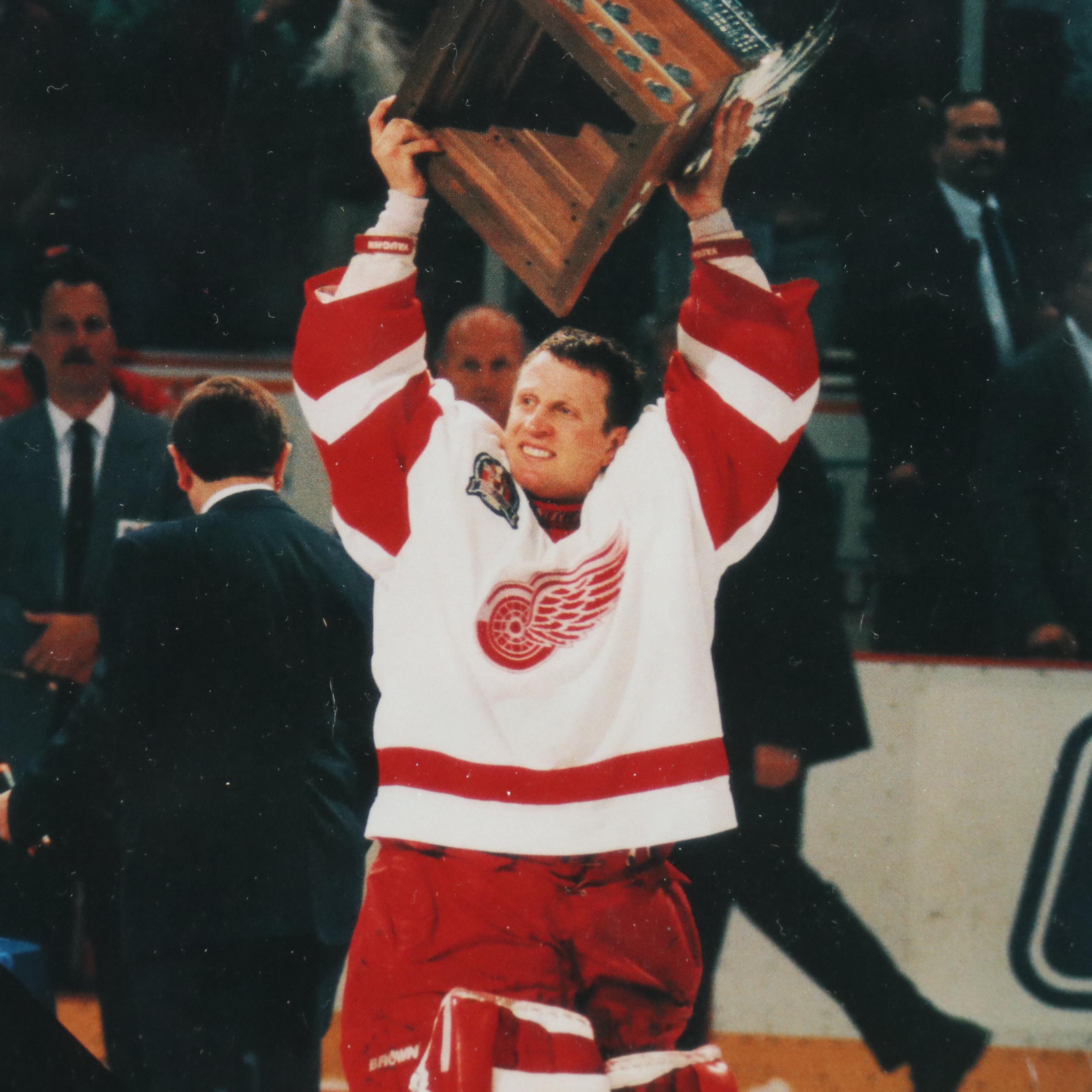 Detroit Red Wings 1997 Stanley Cup Champions Poster and Group Photo