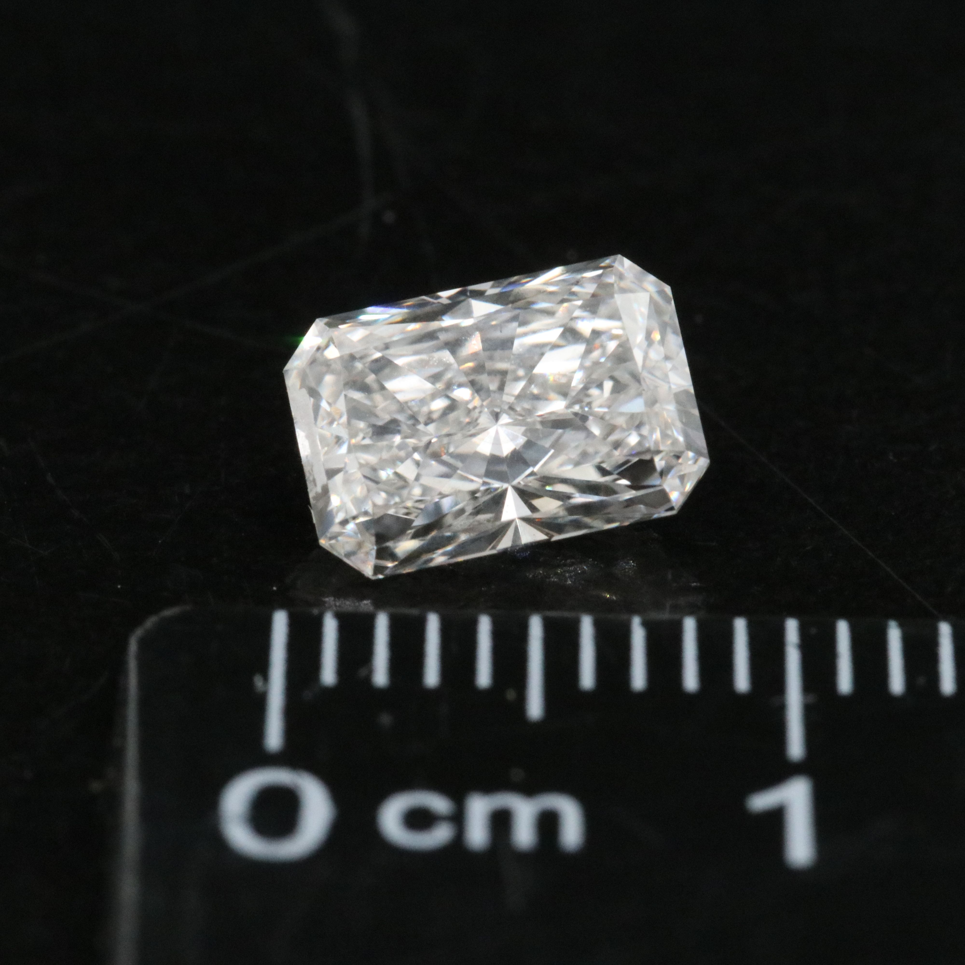 Loose 1.38 CT Lab Grown Diamond with IGI Report