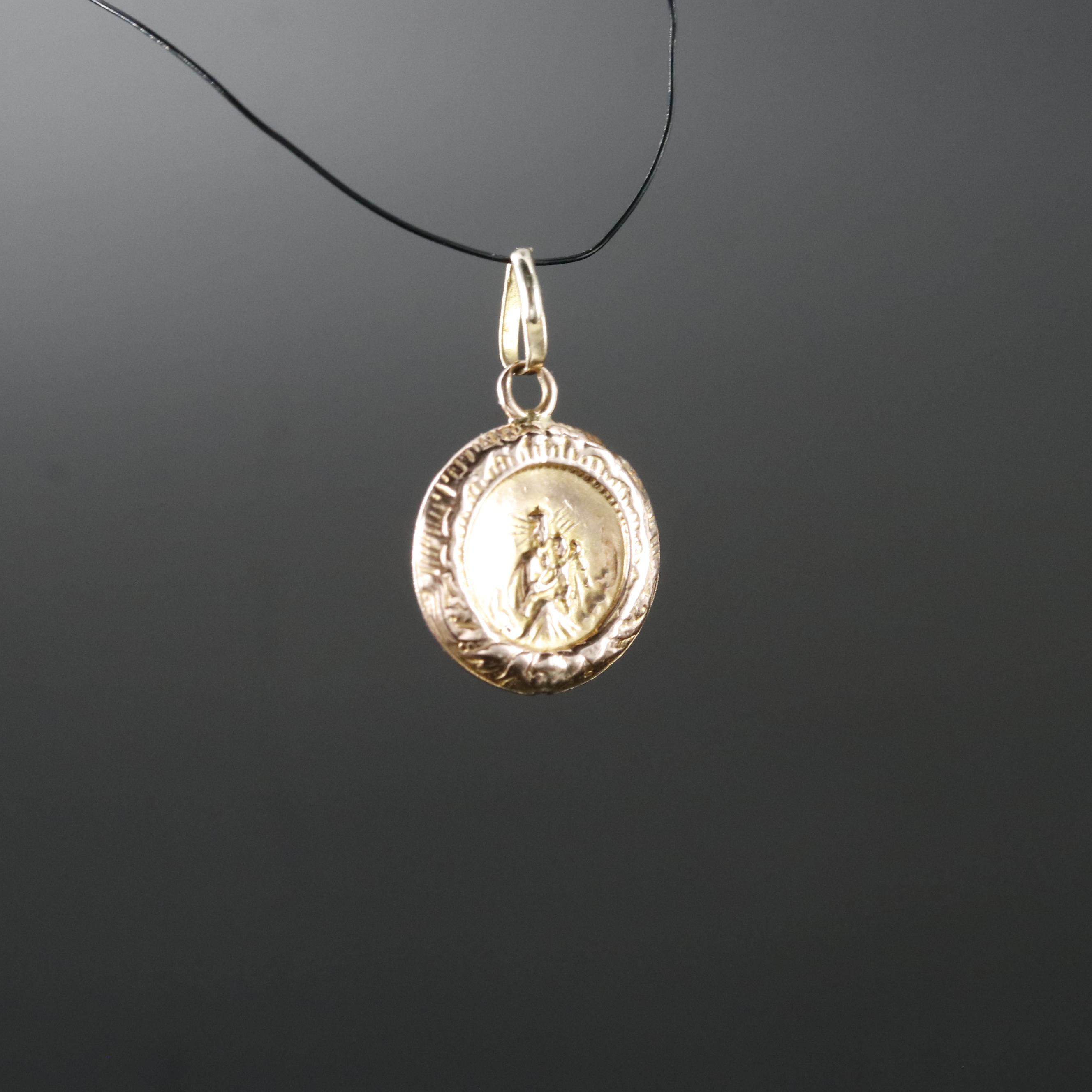 10K Religious Pendant