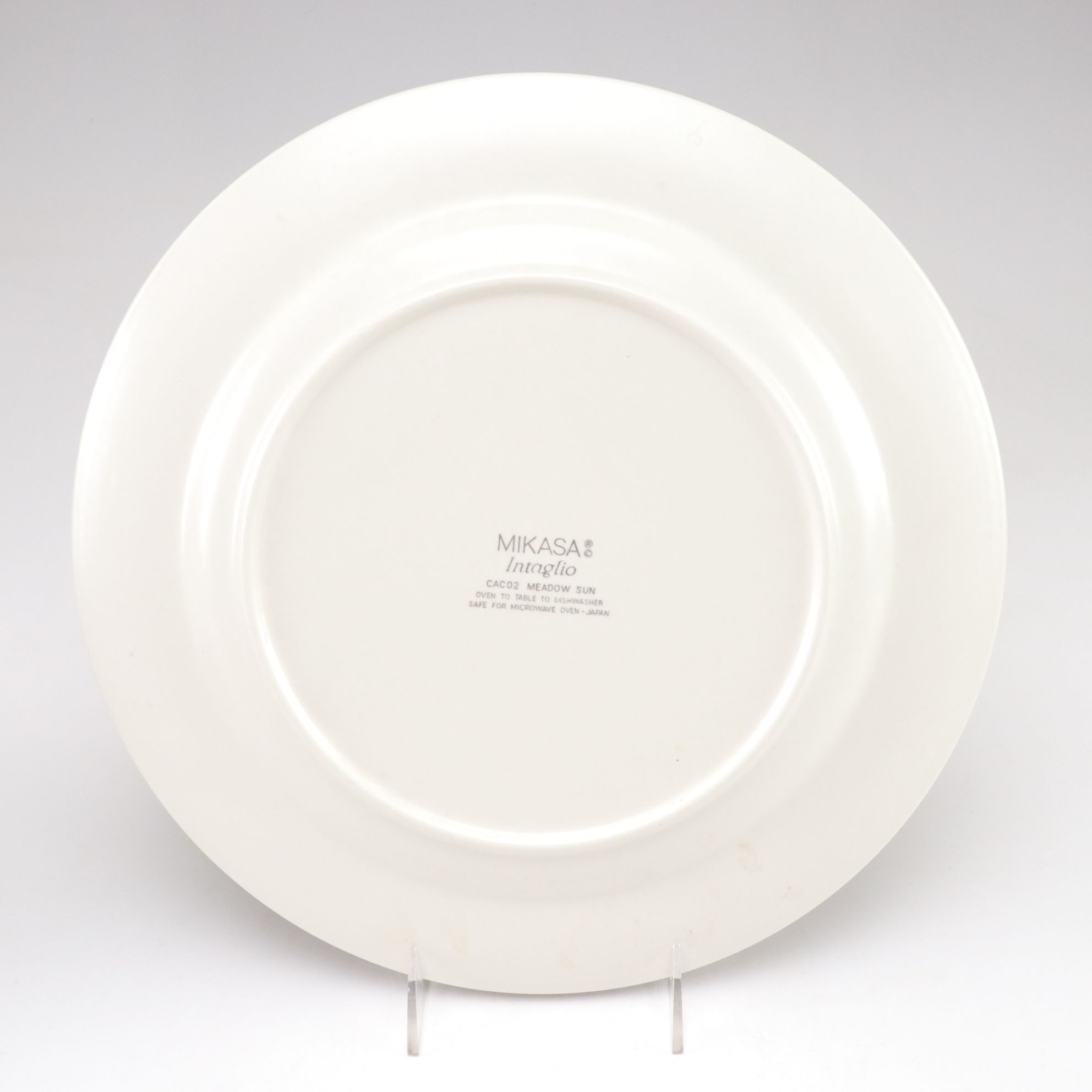 Mikasa "Meadow Sun" Dinnerware Set with Serving Dishes, 1980-90s