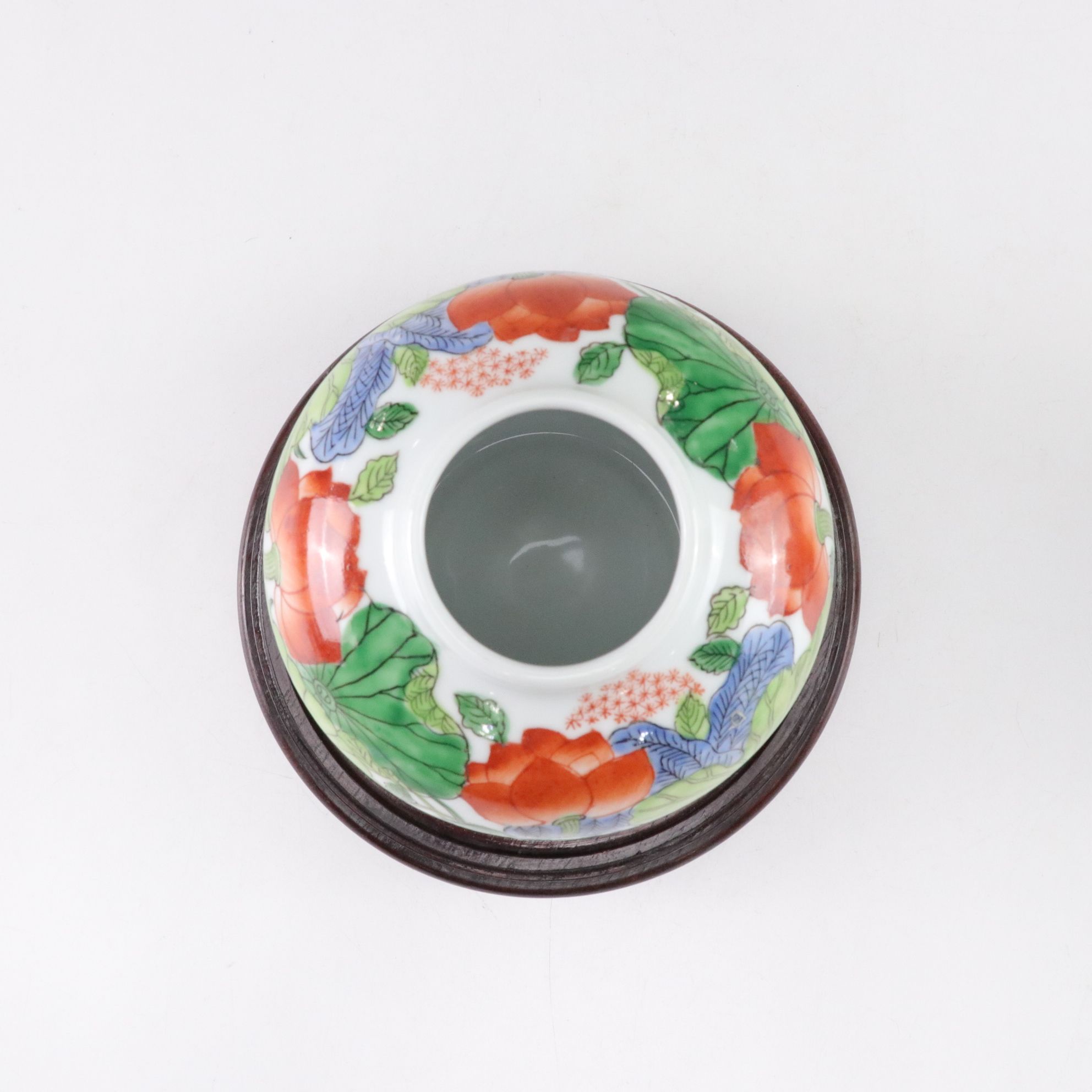 Napcoware in Hand-Painted Pair of Ginger Jars with Wood Bases