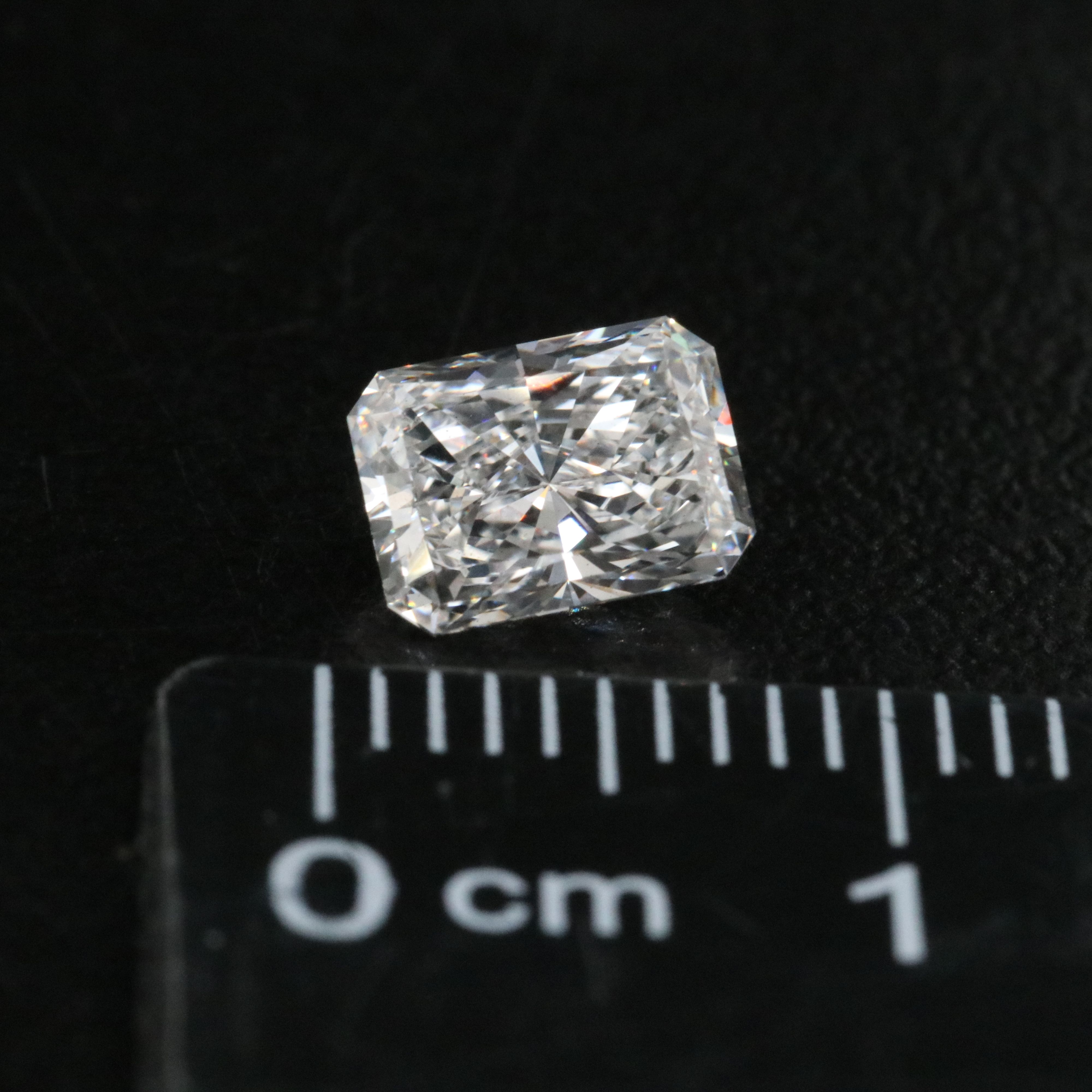 Loose 0.98 CT Lab Grown Diamond with IGI Report