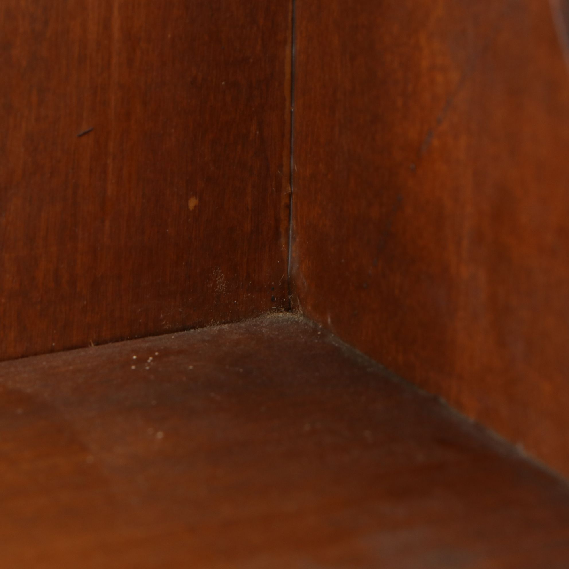 Three-Tiered Wood Carved Corner Shelf for Wall Mounting