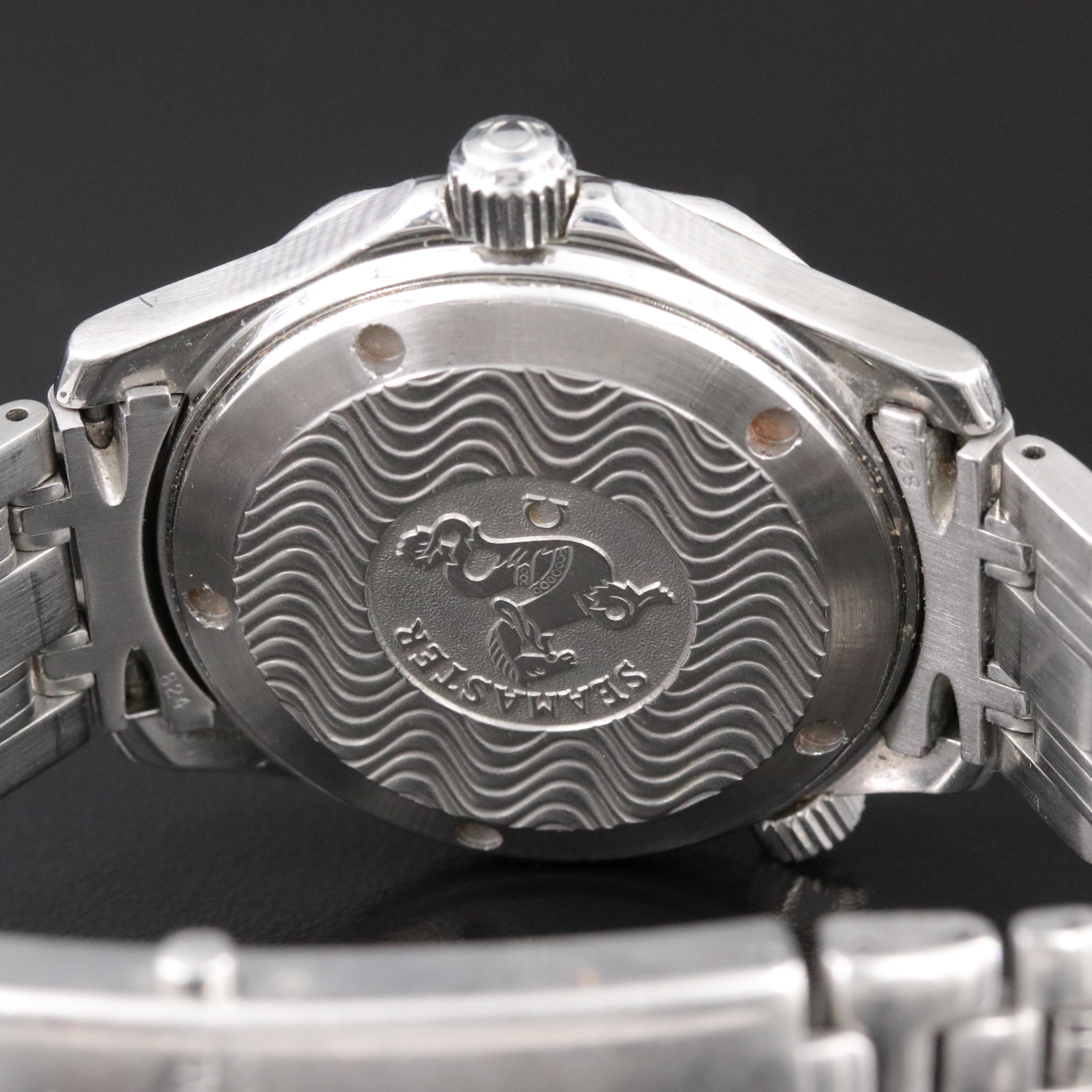 2006 Omega Seamaster 300m 2551.80.00 Mid Size Watch