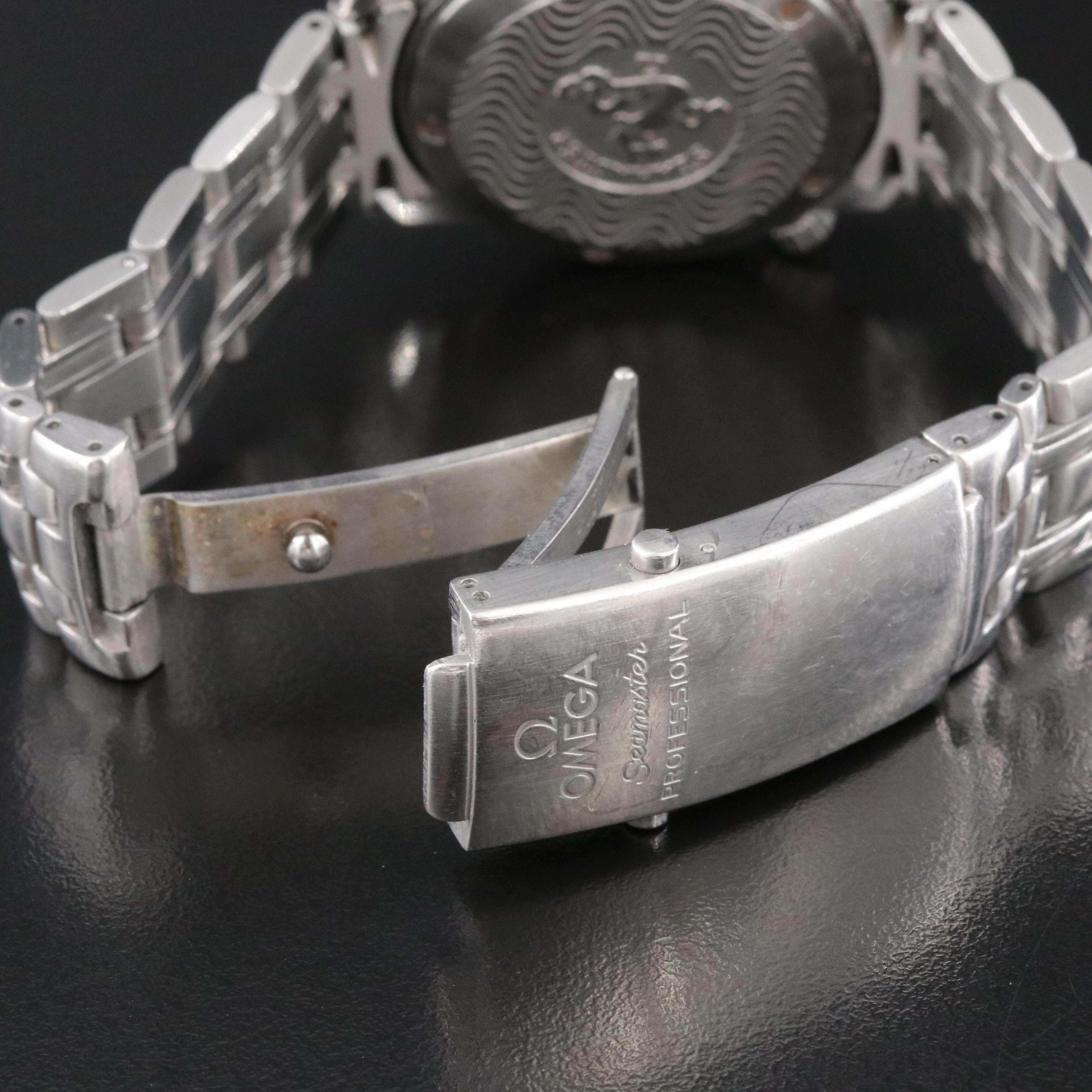 2006 Omega Seamaster 300m 2551.80.00 Mid Size Watch