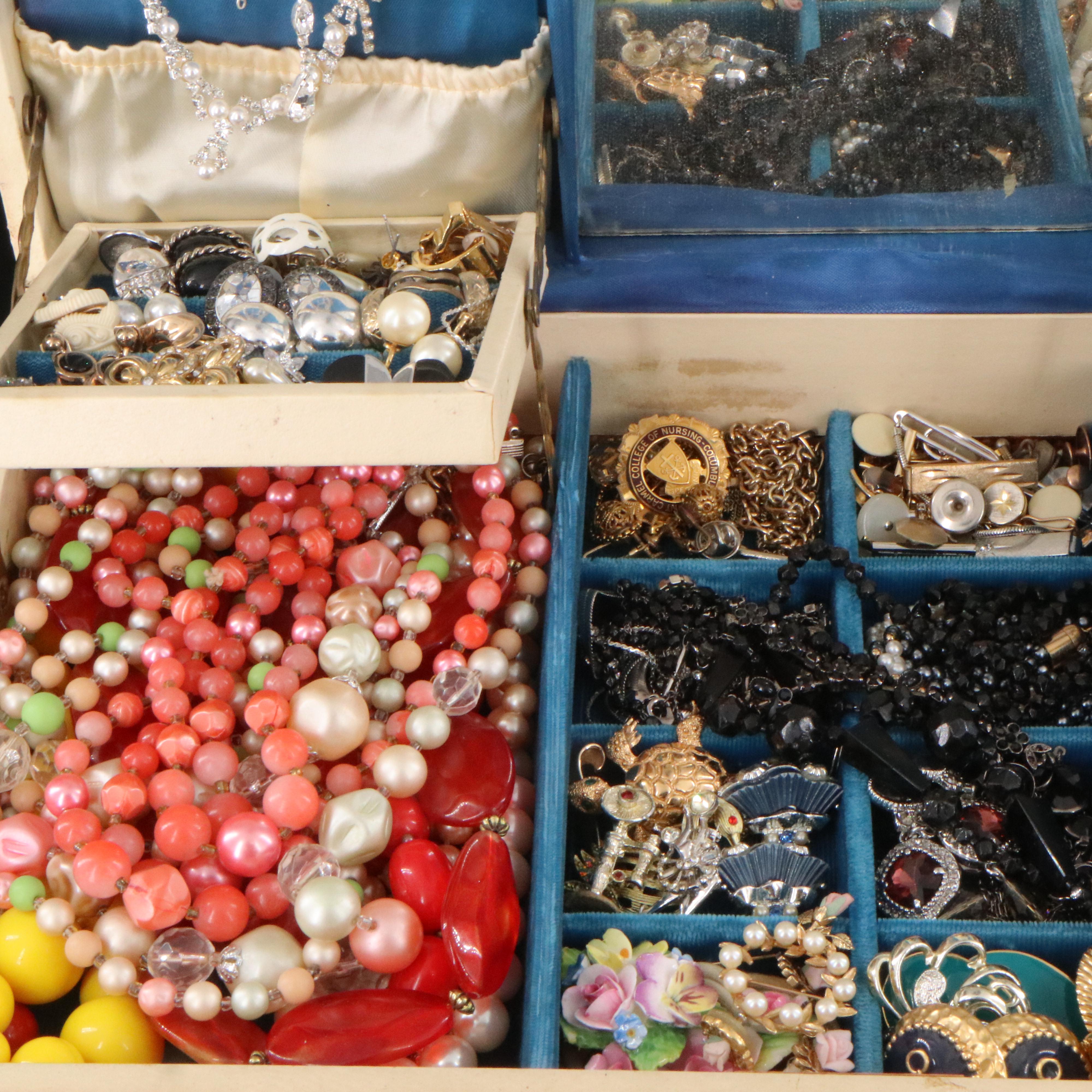 Uncommon Discoveries: Jewelry Collection