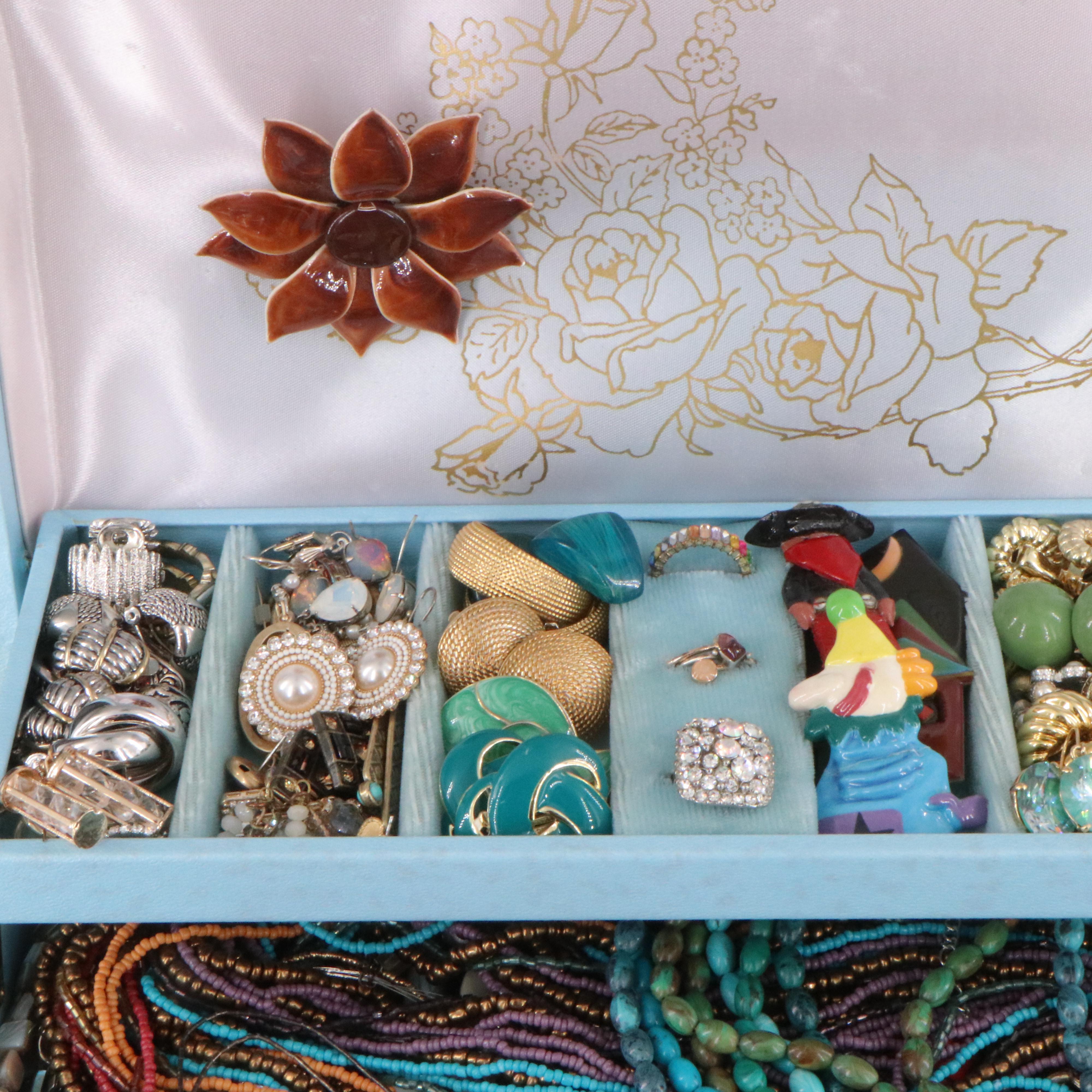 Uncommon Discoveries: Jewelry Collection