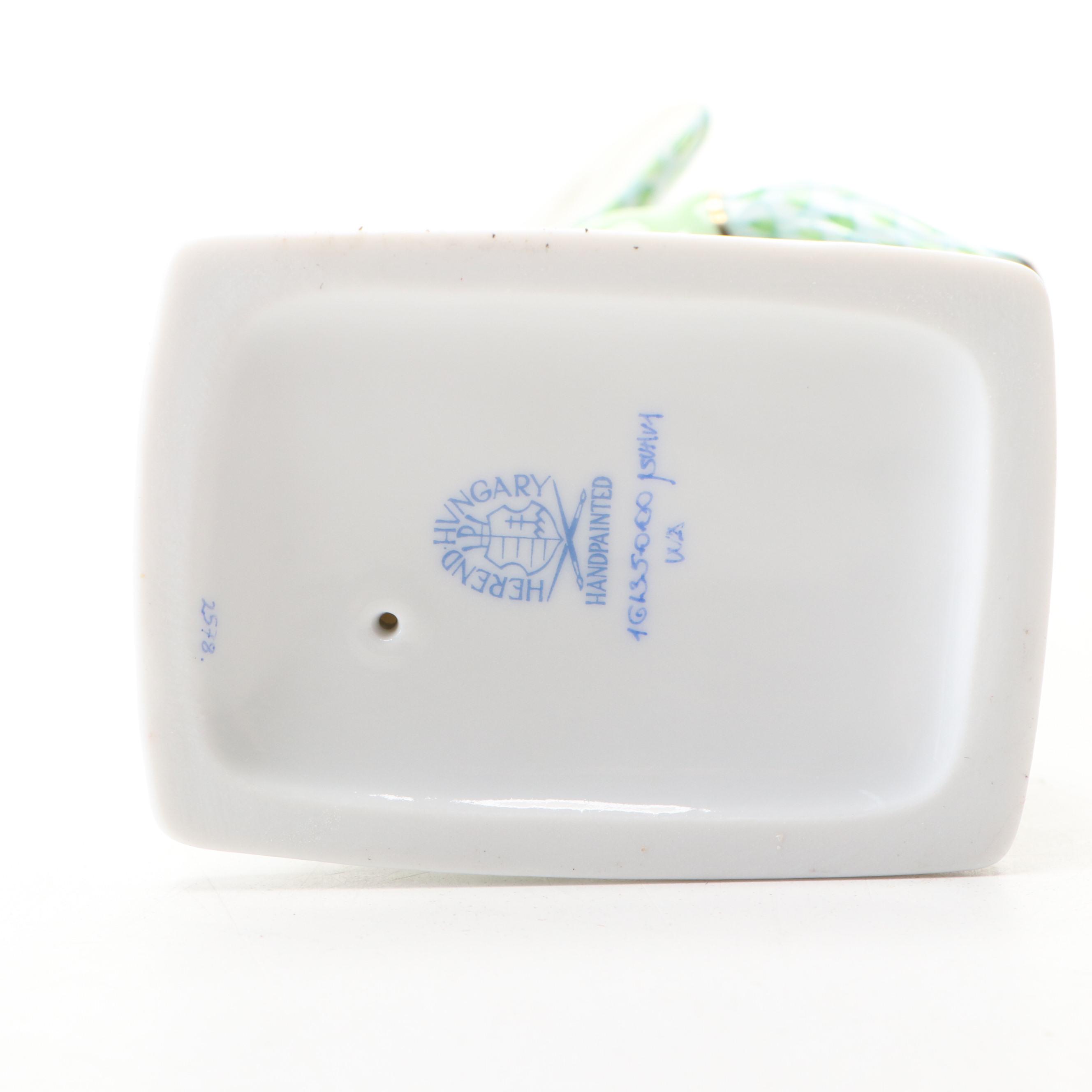 Herend Key Lime Fishnet with Gold "Soccer Bunny" Porcelain Figurine