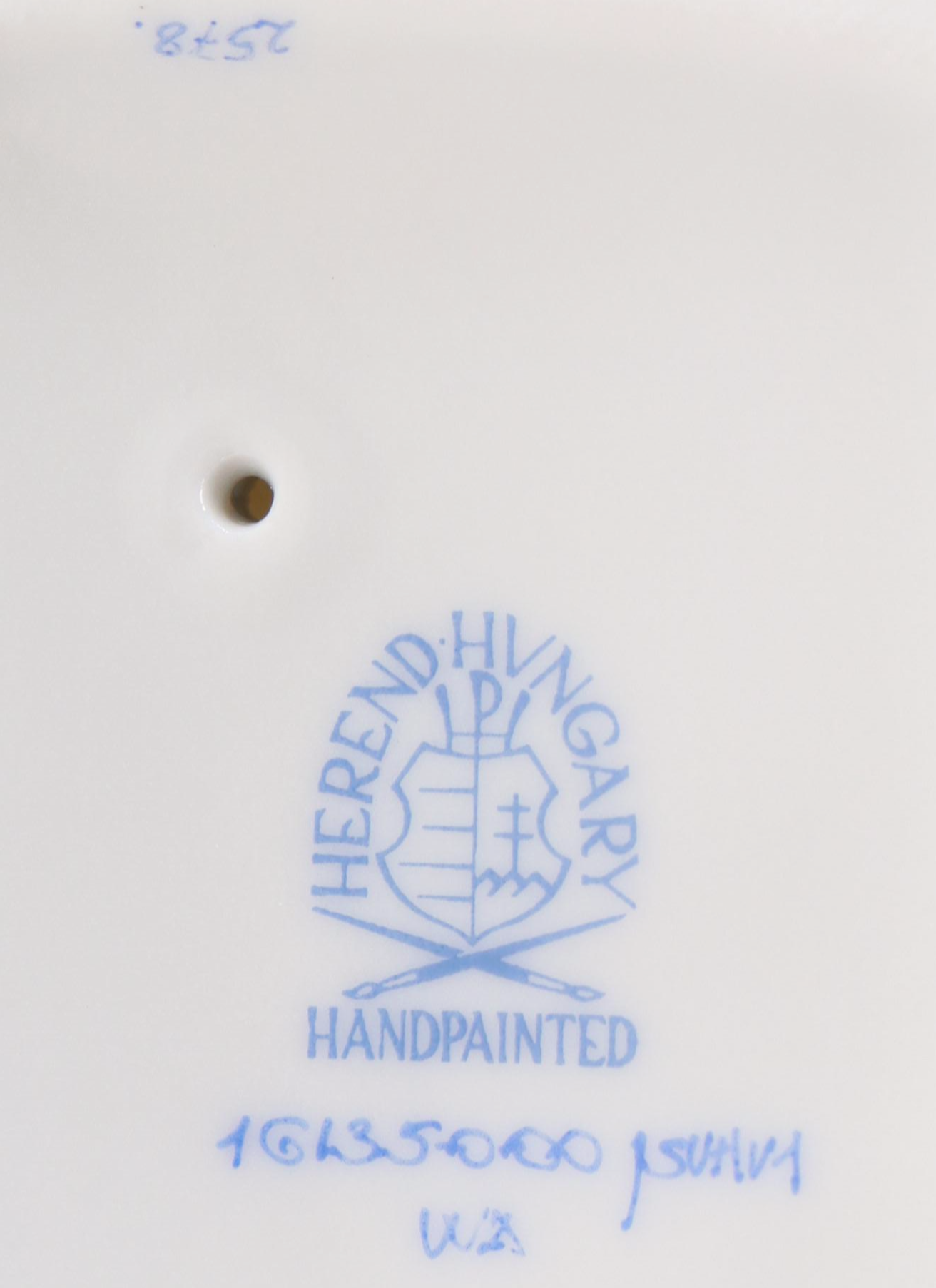 Herend Key Lime Fishnet with Gold "Soccer Bunny" Porcelain Figurine