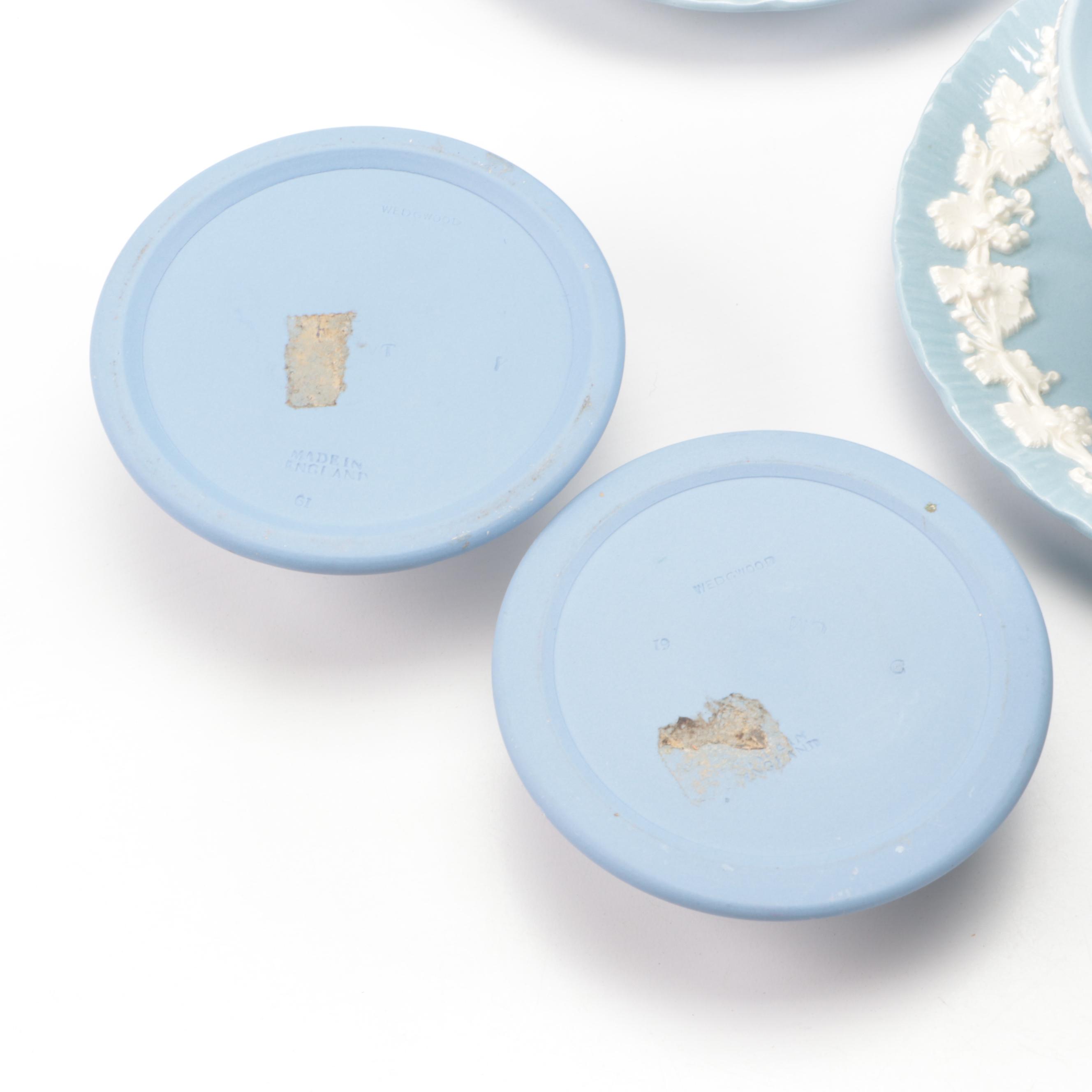 Wedgwood "Cream on Lavender" Shell Edge Table Accessories and Dinnerware