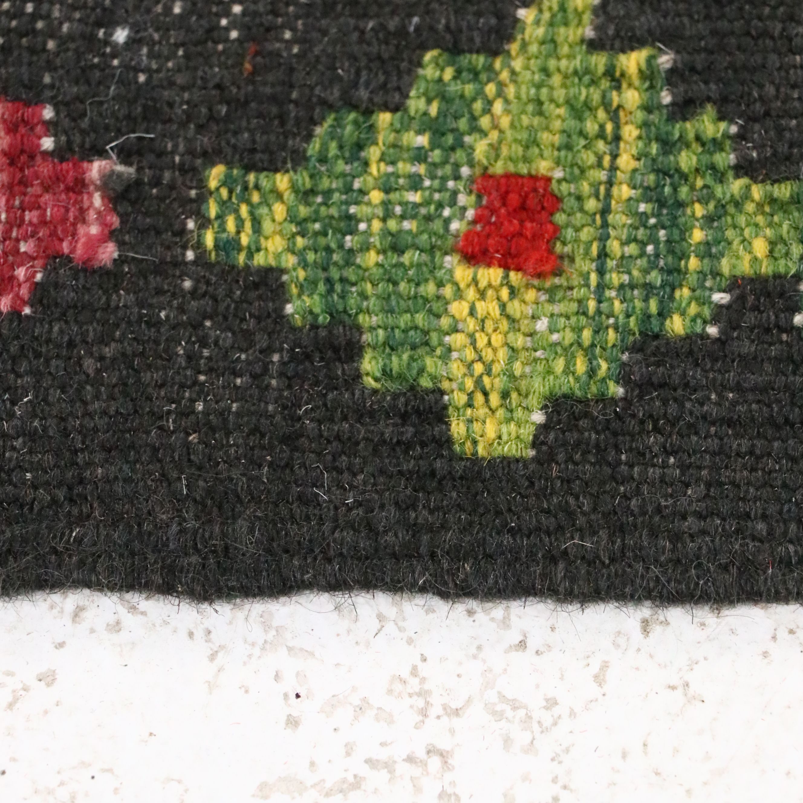 5'10 x 8'4 Handwoven Pakistani Kilim Area Rug