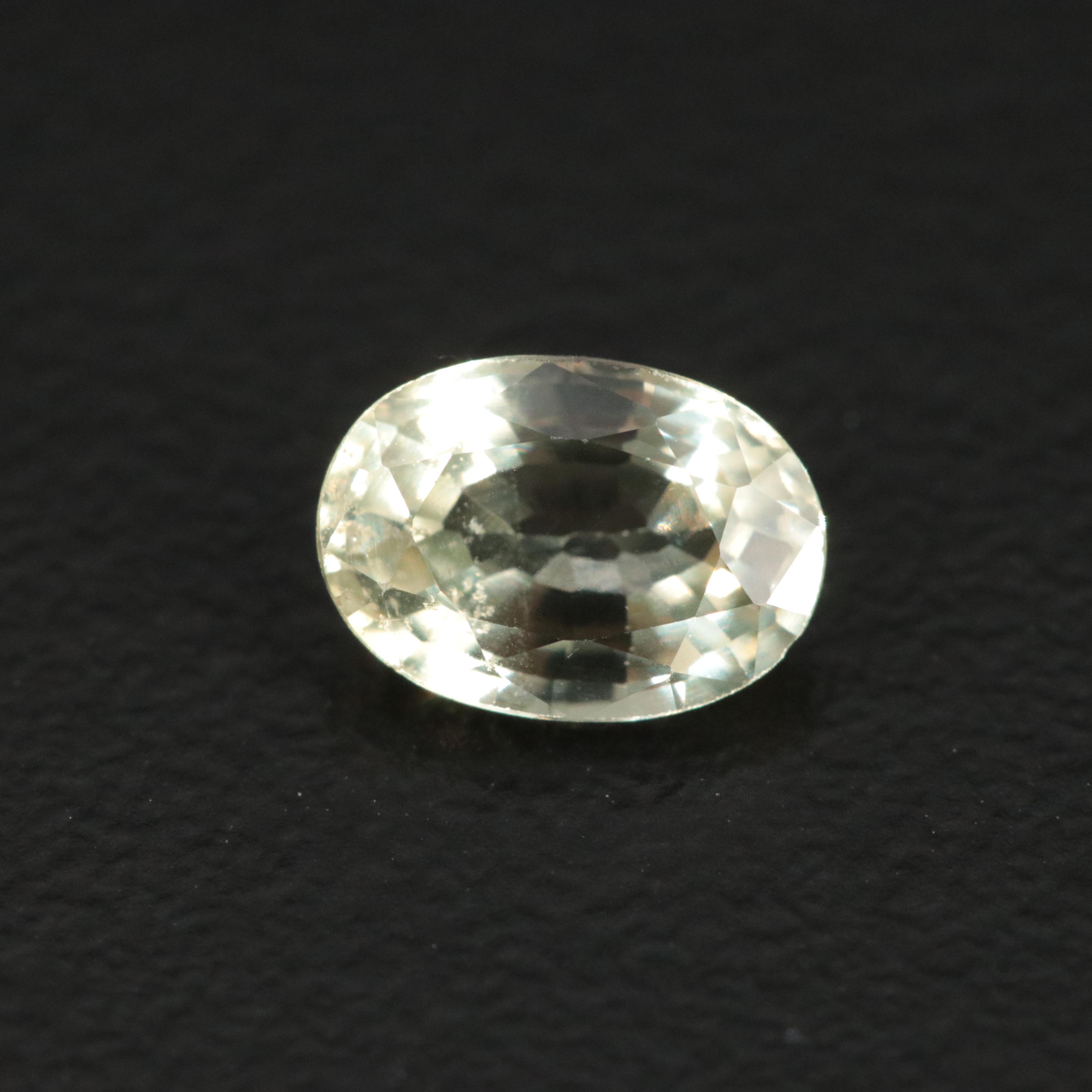 Loose 0.93 CT Sapphire