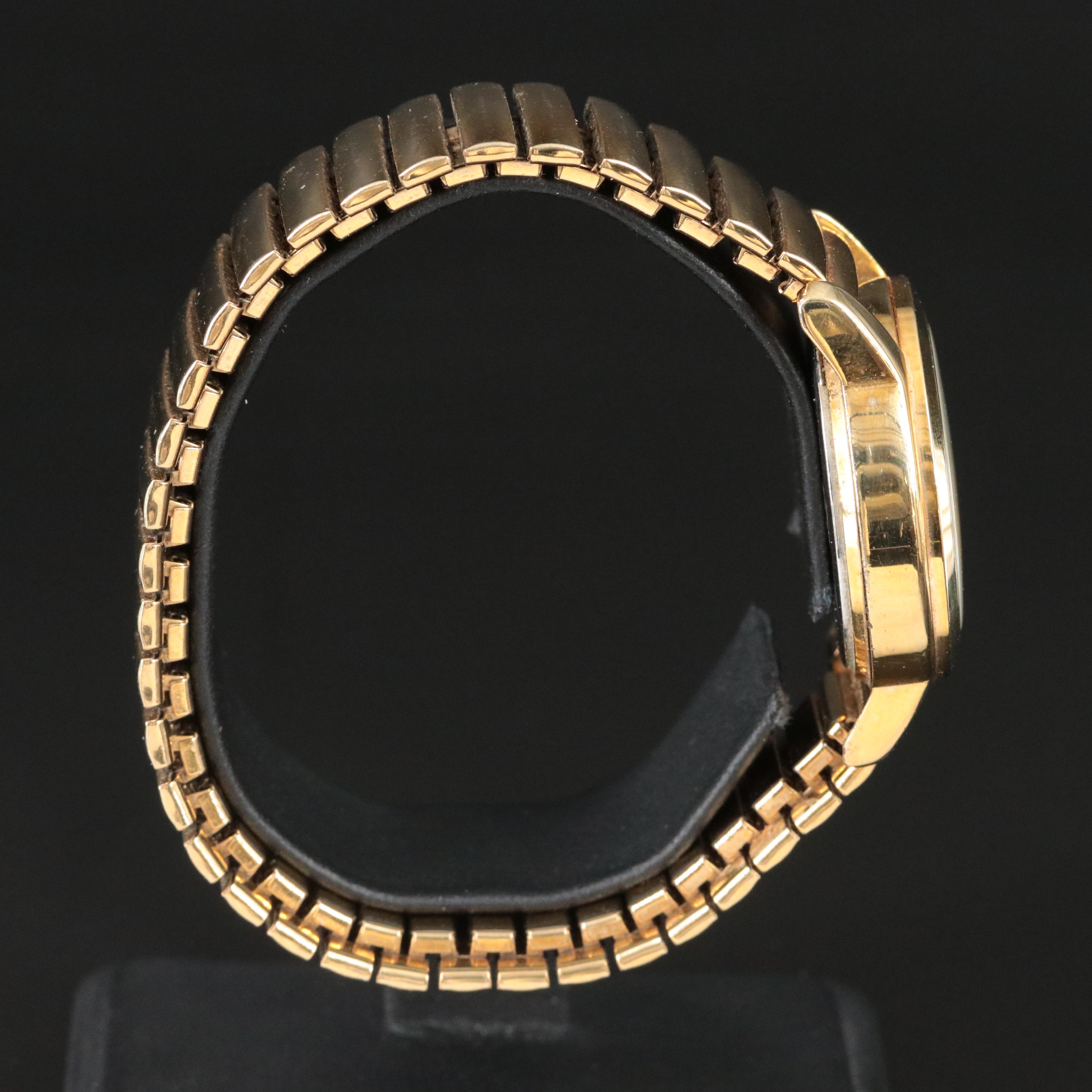 DKNY Gold Tone Quartz Fashion Watch